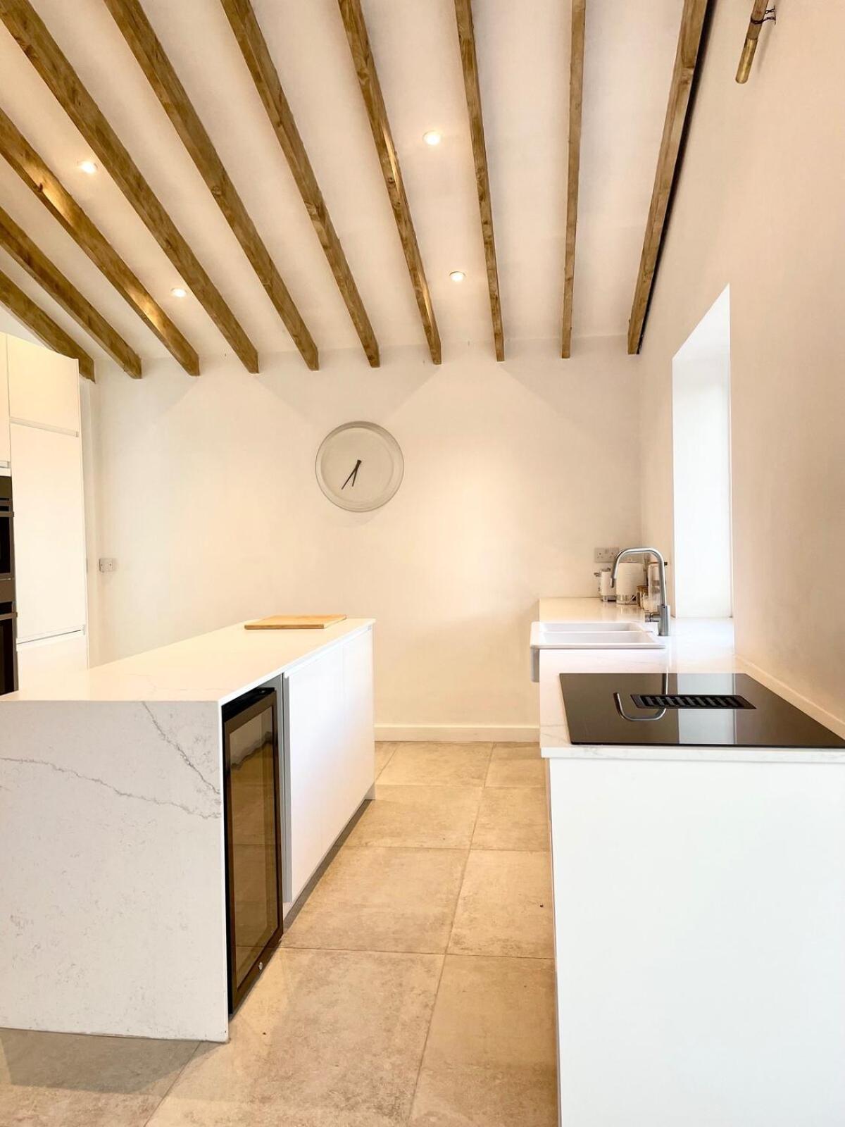 Three-Bedroom House photo 2