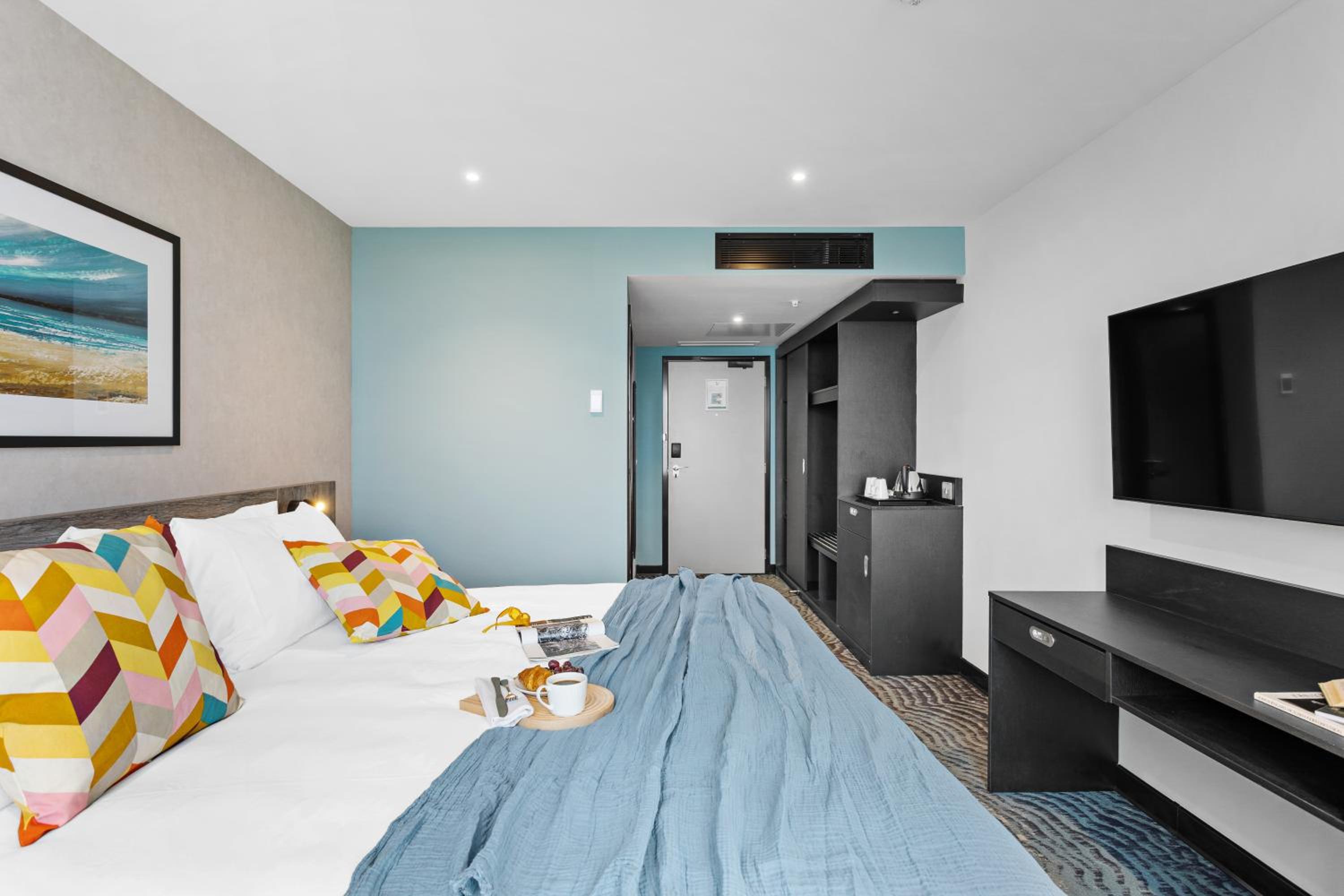 Premium Double Room - Photo 11
