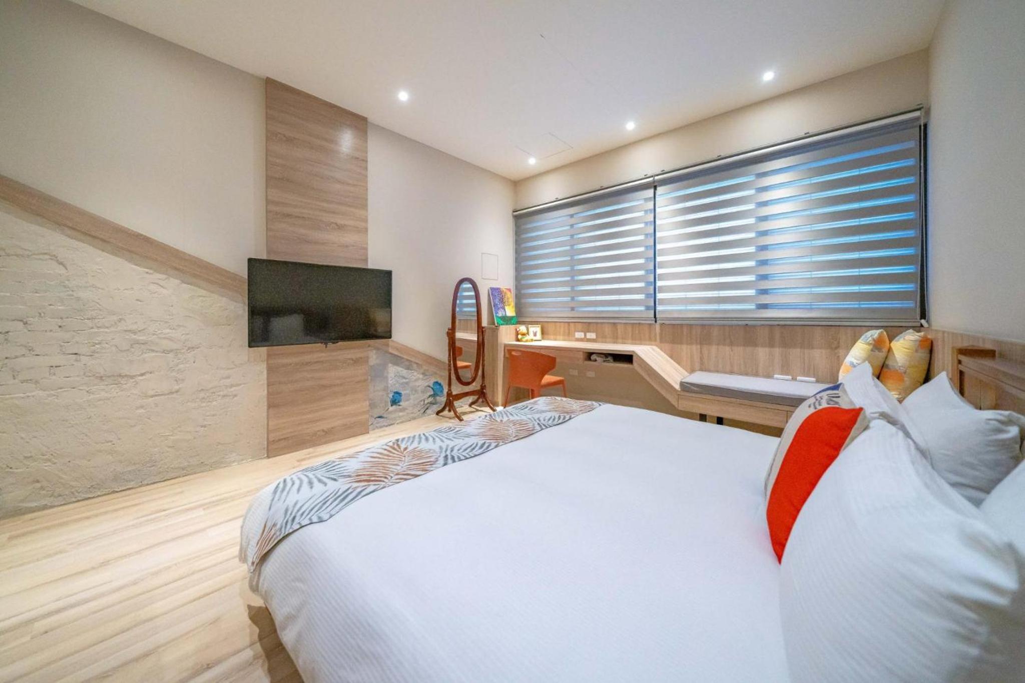 Deluxe Double Room with Bath