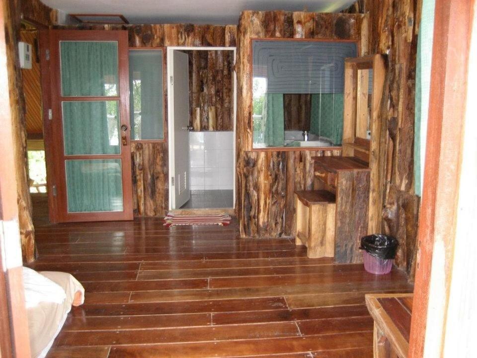 Double Room - Photo 6