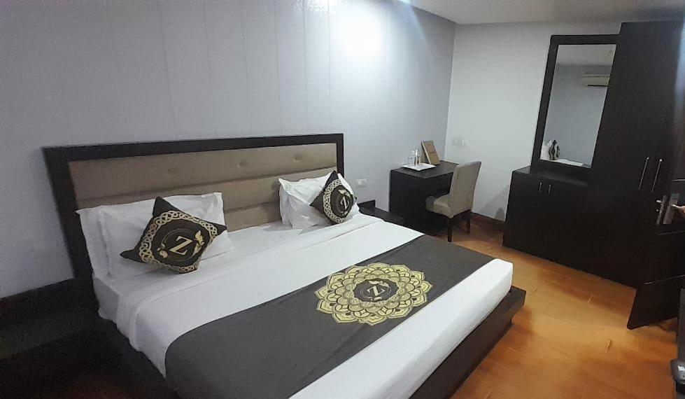 Standard Double or Twin Room - Photo 1