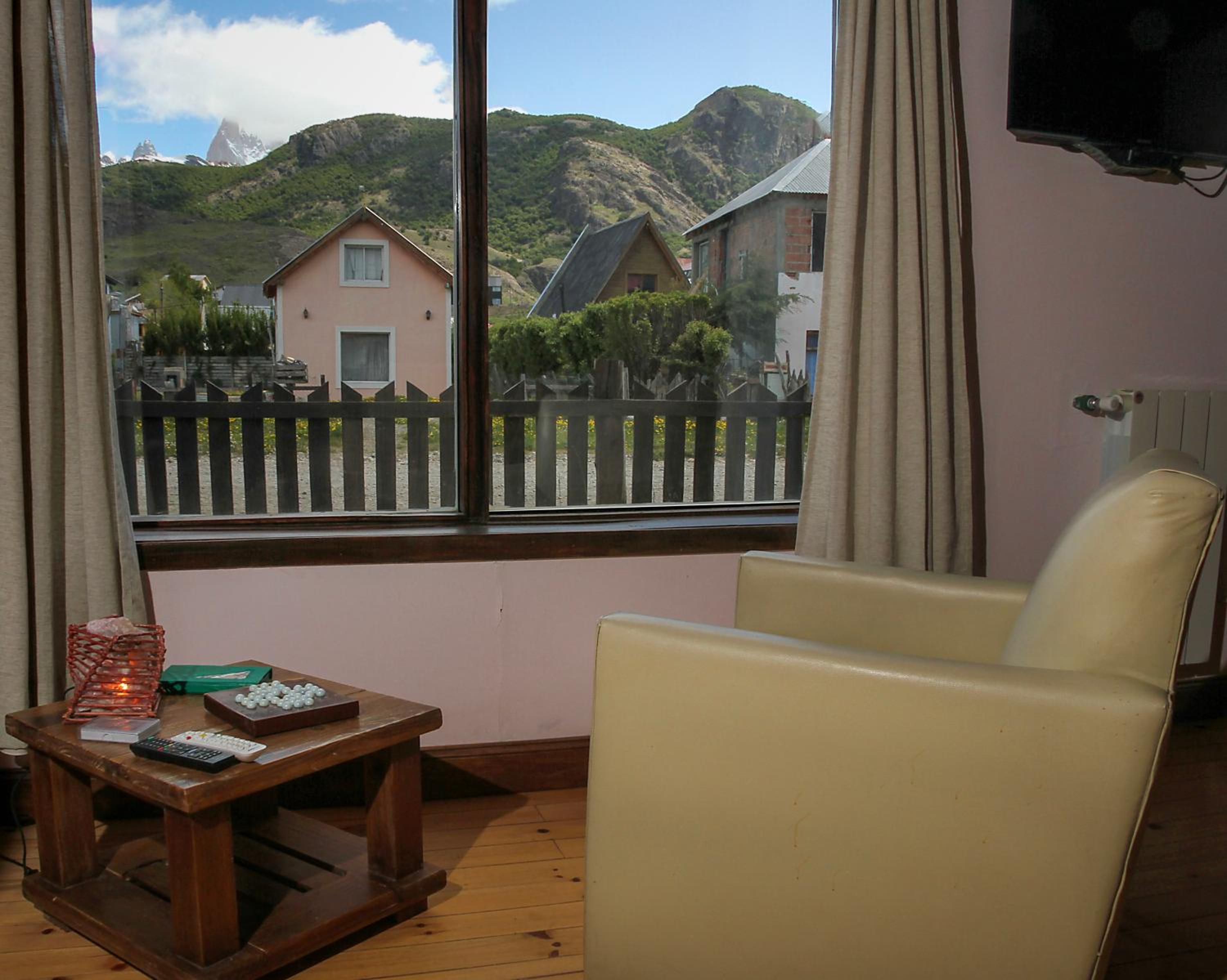 Bungalow (4 Adults) photo 2