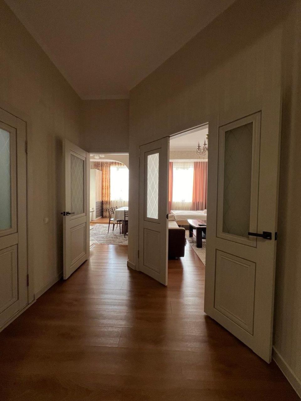 One-Bedroom Apartment photo 3