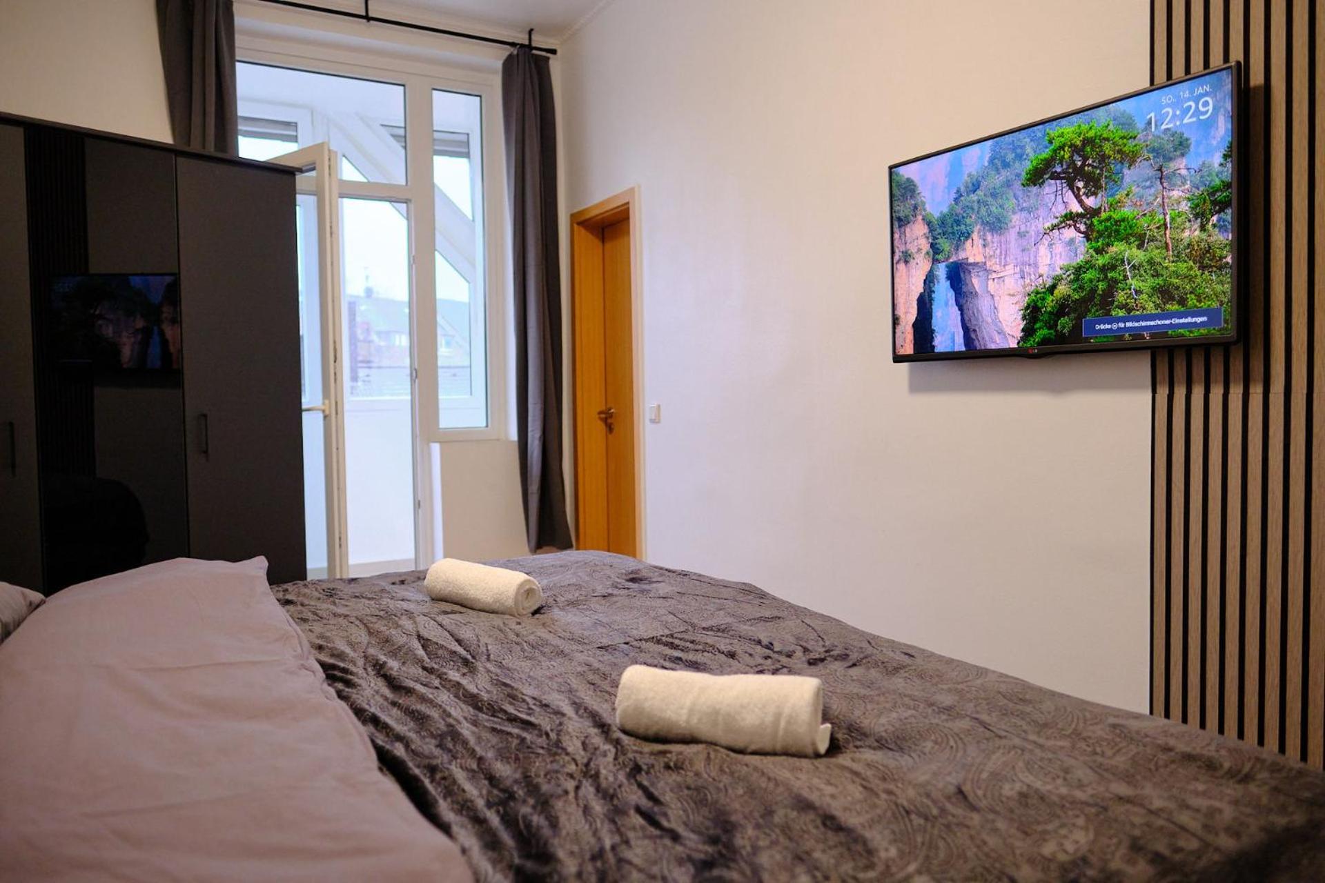 Three-Bedroom Apartment photo 3