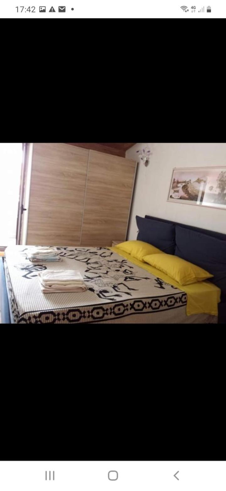 Two-Bedroom House photo 3