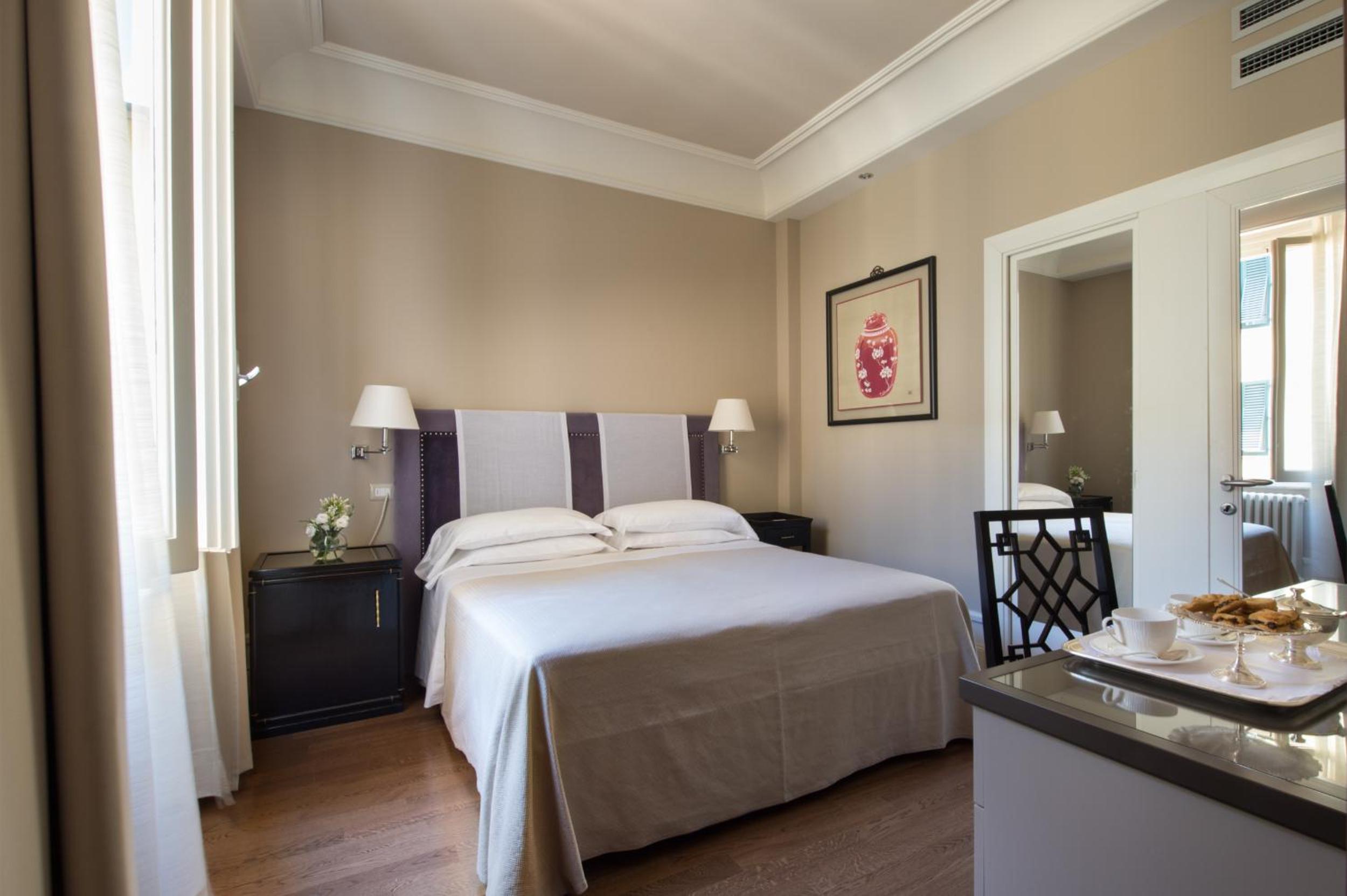 Deluxe Room - Photo 3