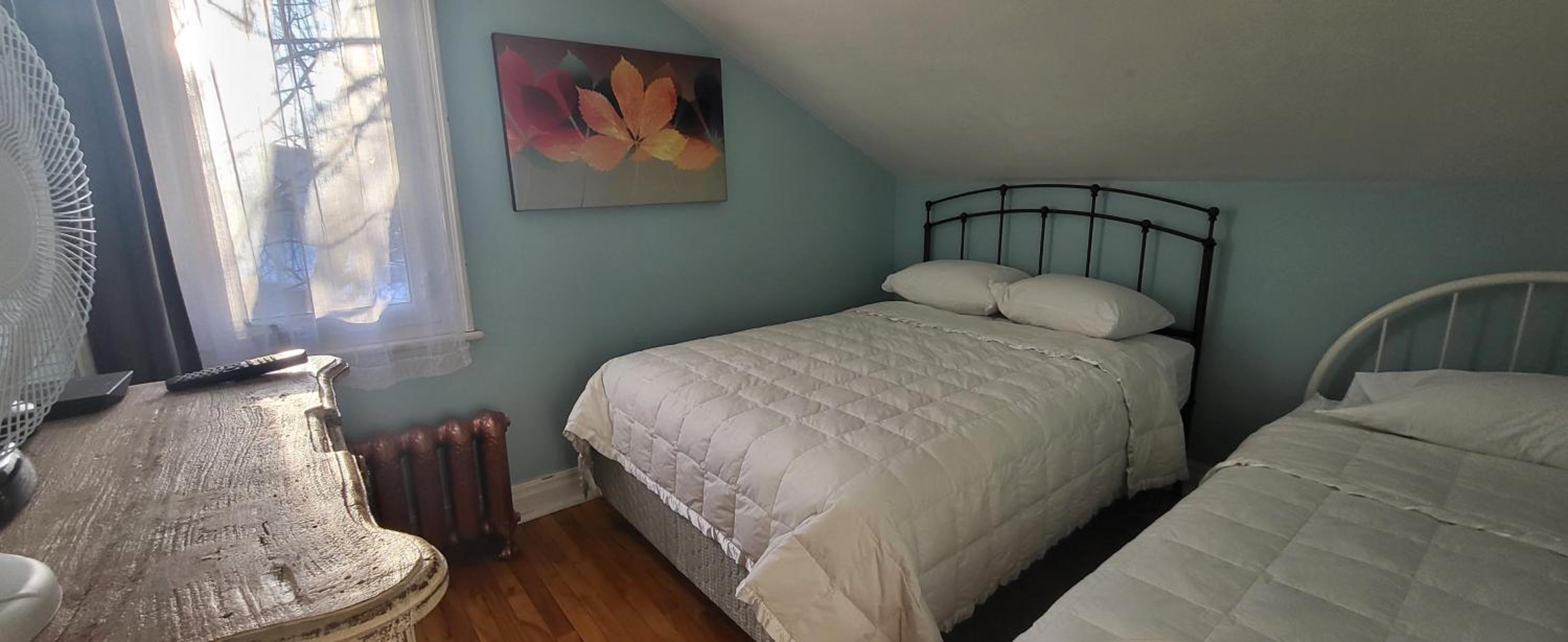 Two-Bedroom Apartment - Photo 3
