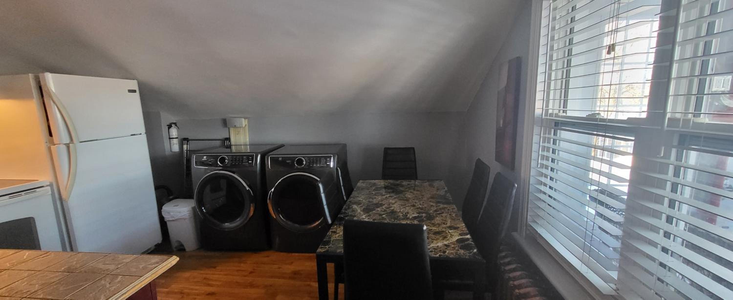 Two-Bedroom Apartment - Photo 15