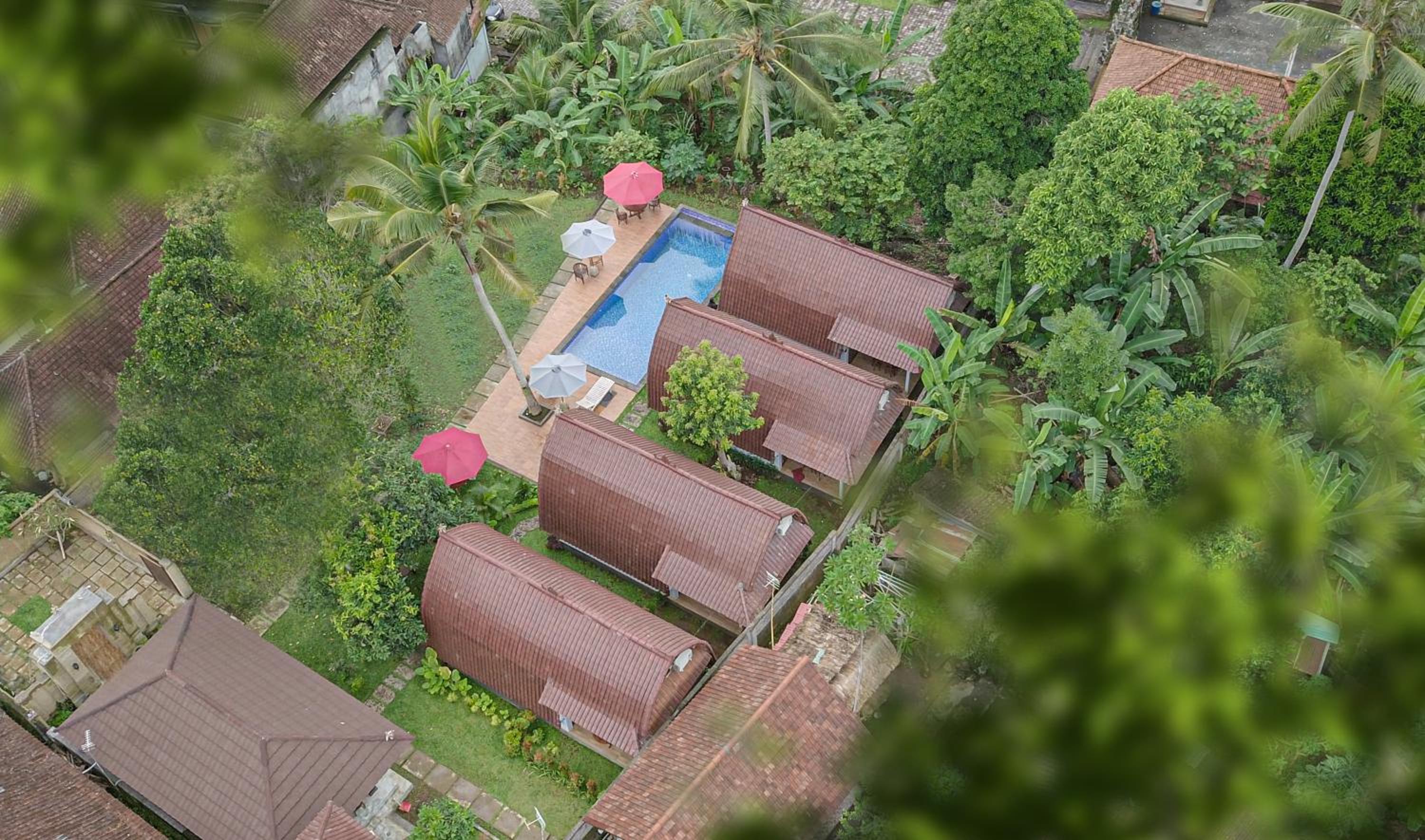Double Room with Pool View - Photo 4