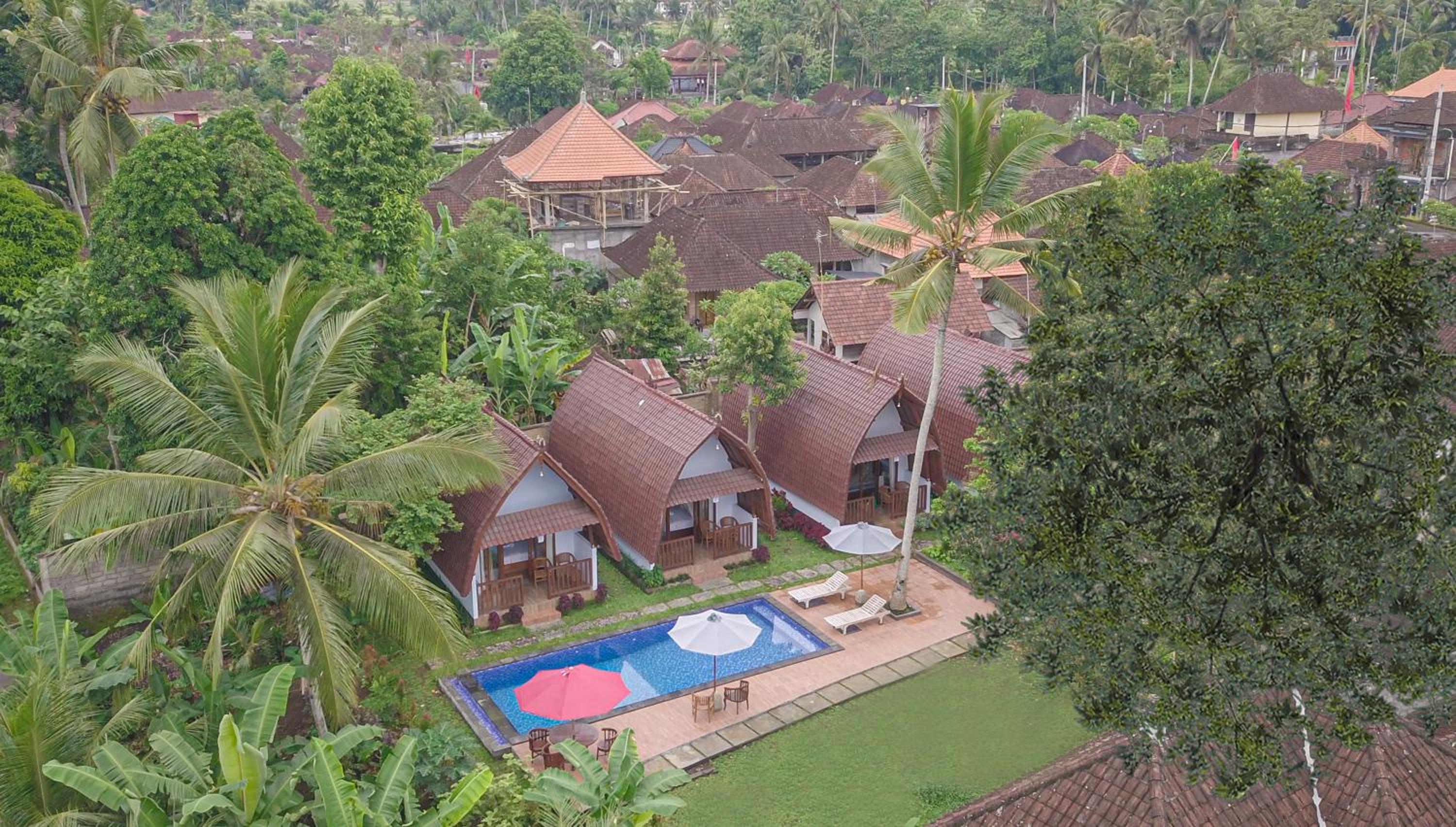Double Room with Pool View - Photo 3