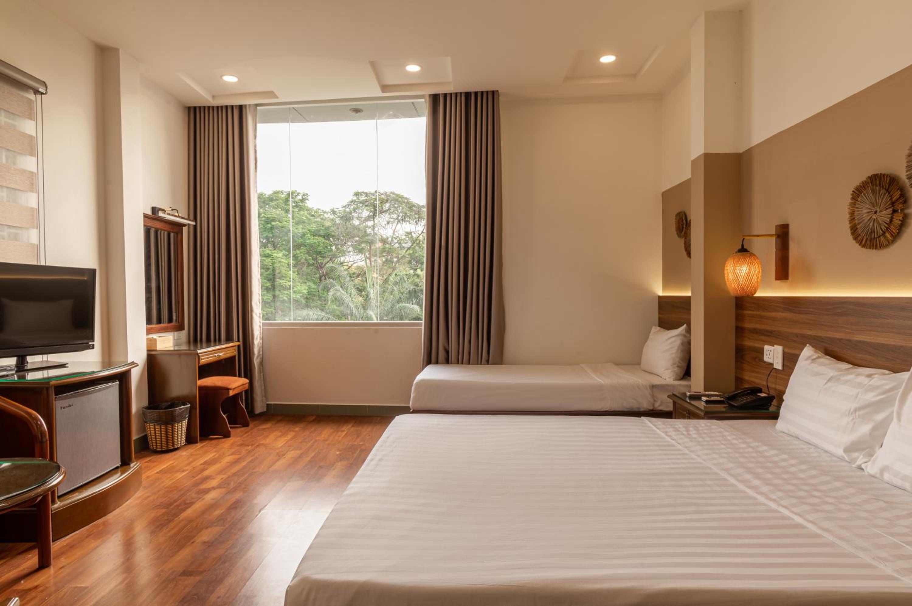 Deluxe Triple Room
