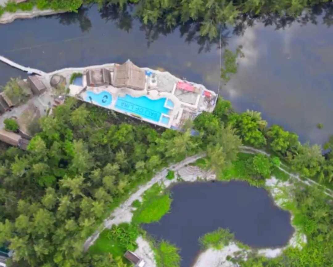 Quadruple Room with Lake View photo 3