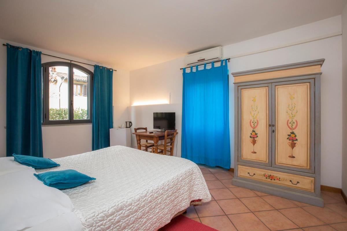 Large Double Room