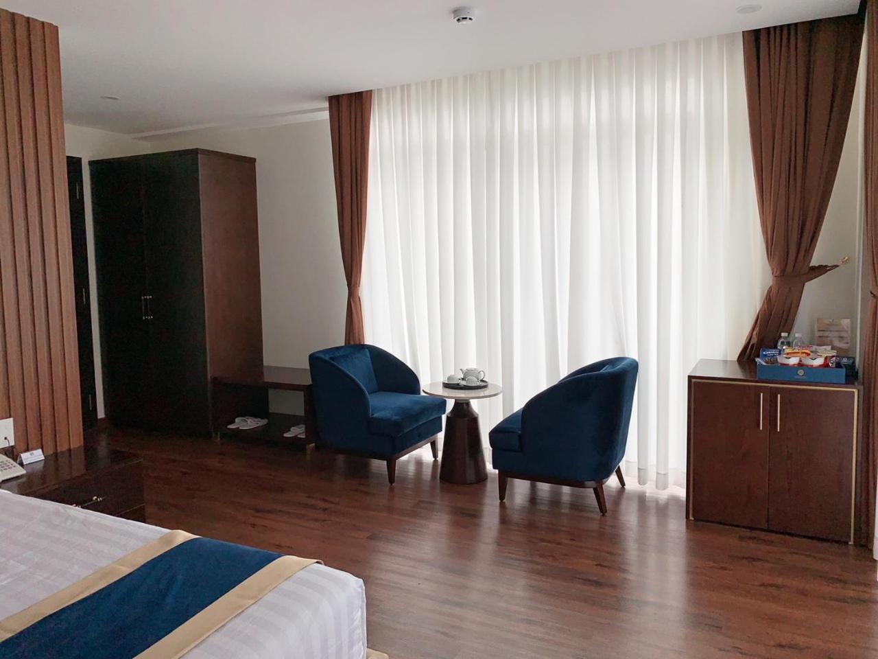Queen Room - Photo 4