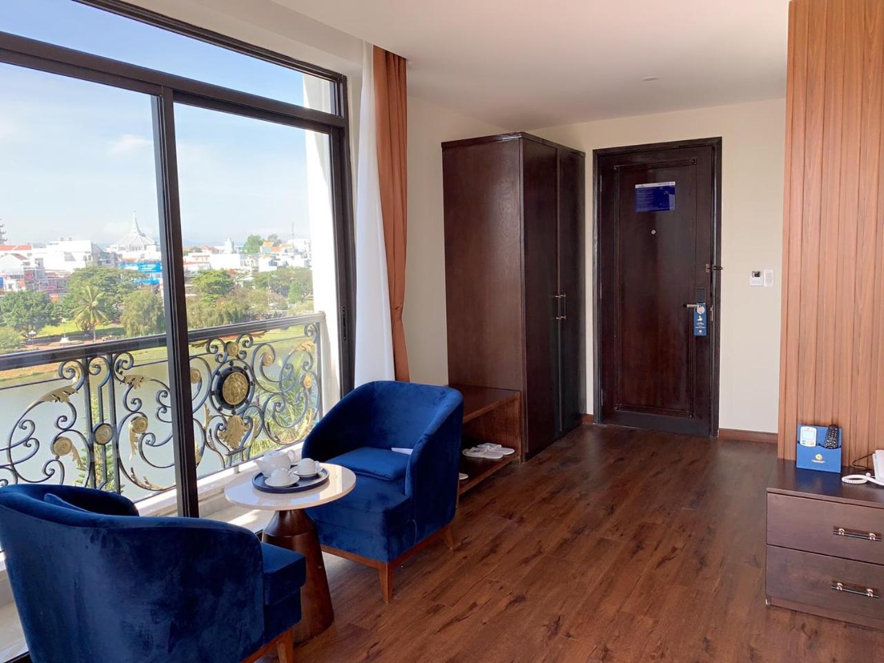 King Room - Photo 10