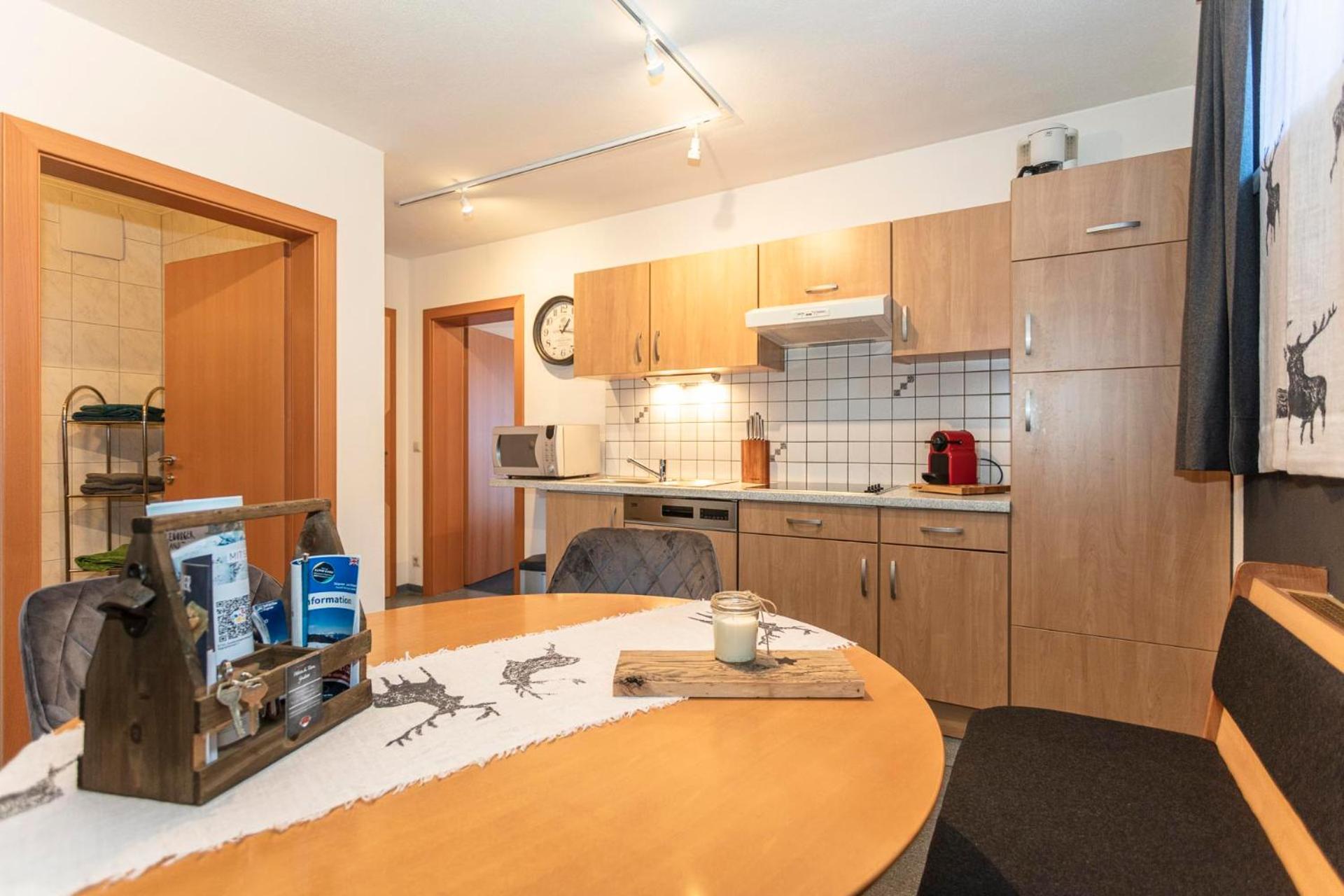 Two-Bedroom Apartment with Patio photo 2