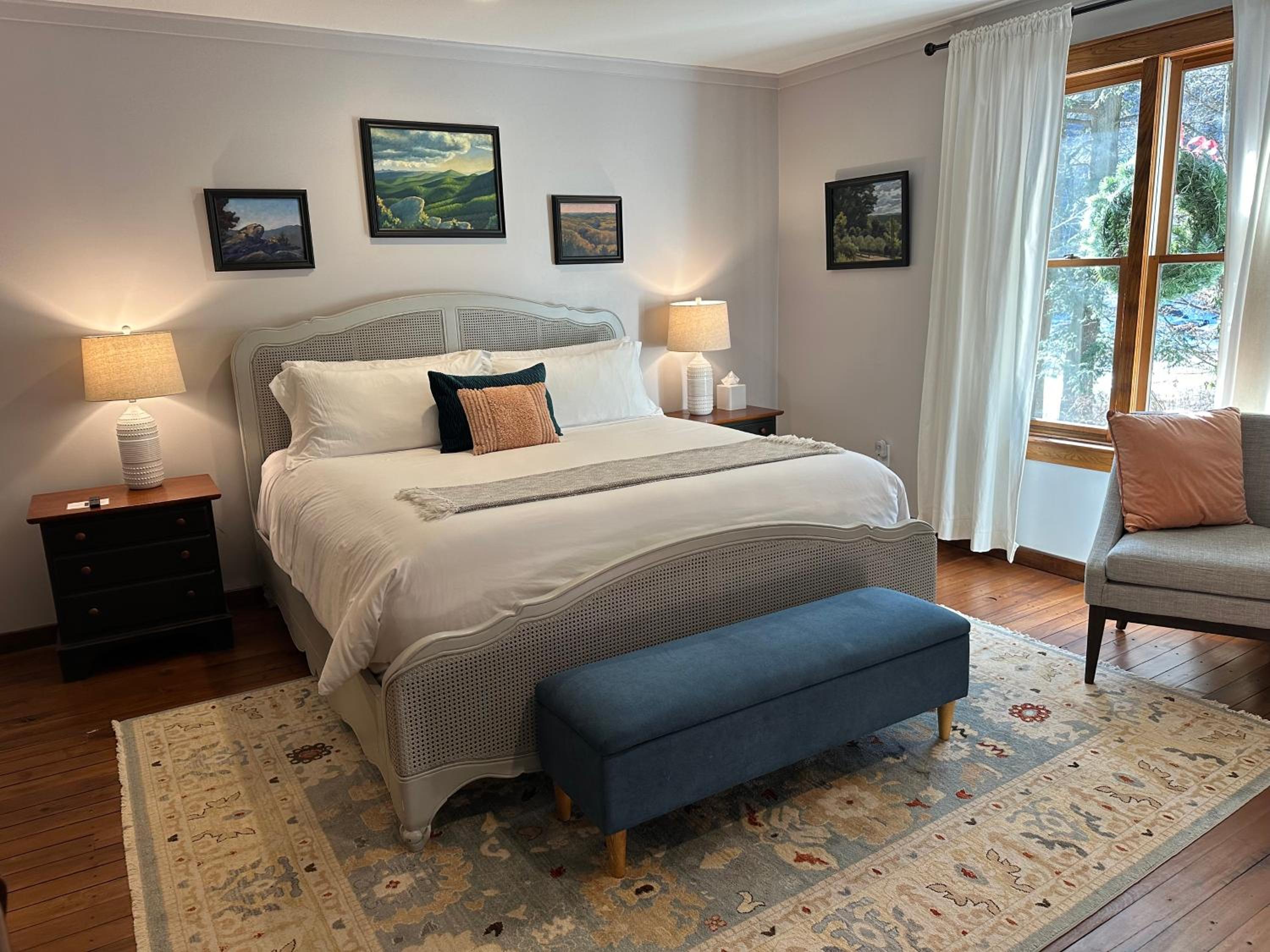 Double Room with Private Bathroom