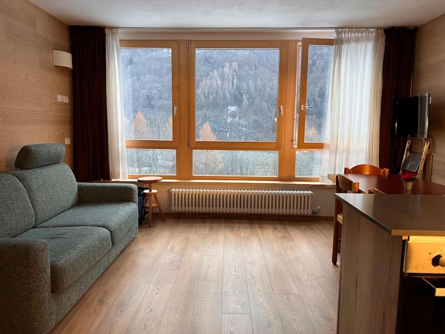 Two-Bedroom Apartment photo 1