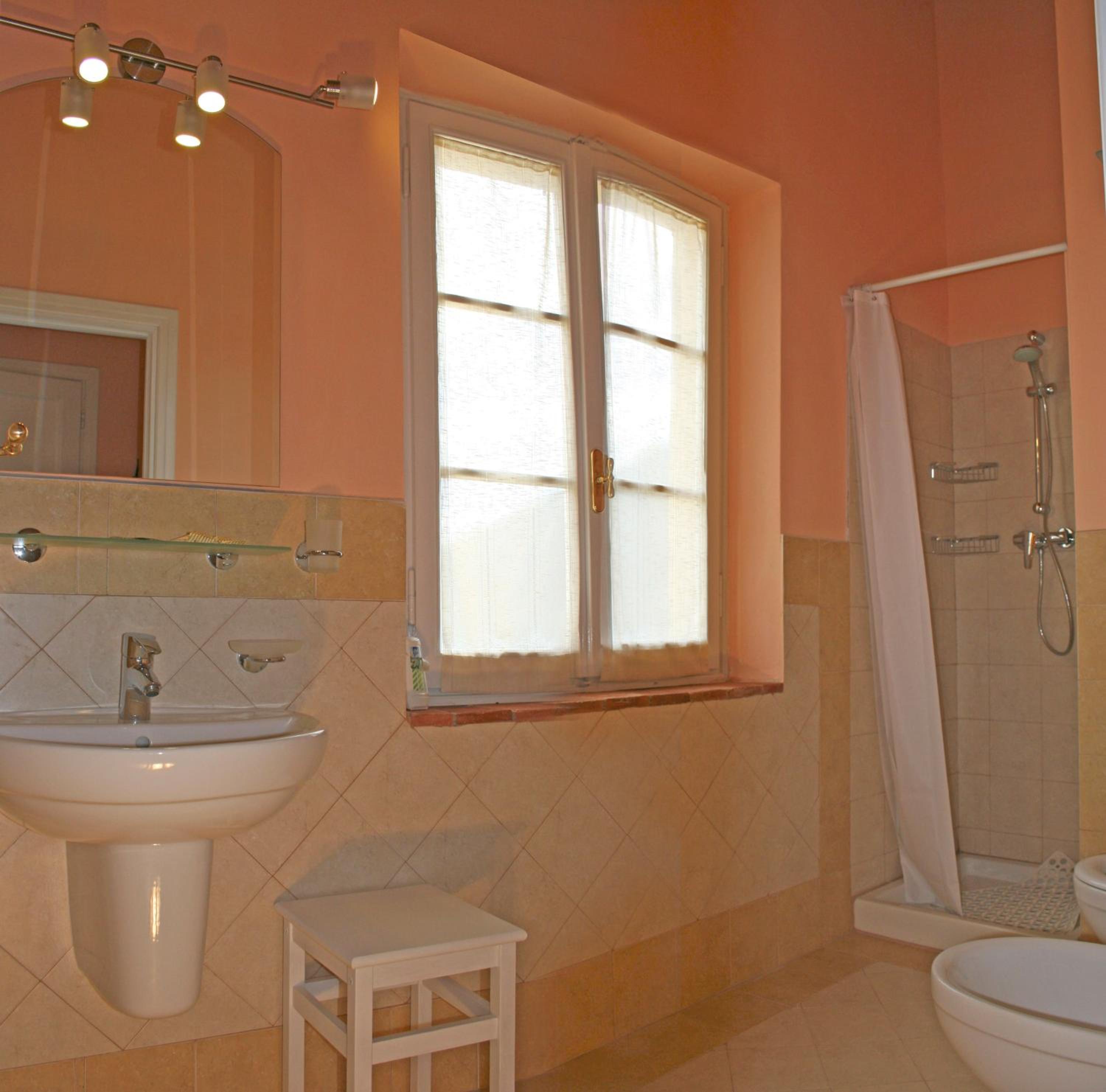 Standard Double or Twin Room photo 2