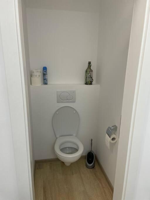 One-Bedroom Apartment photo 3
