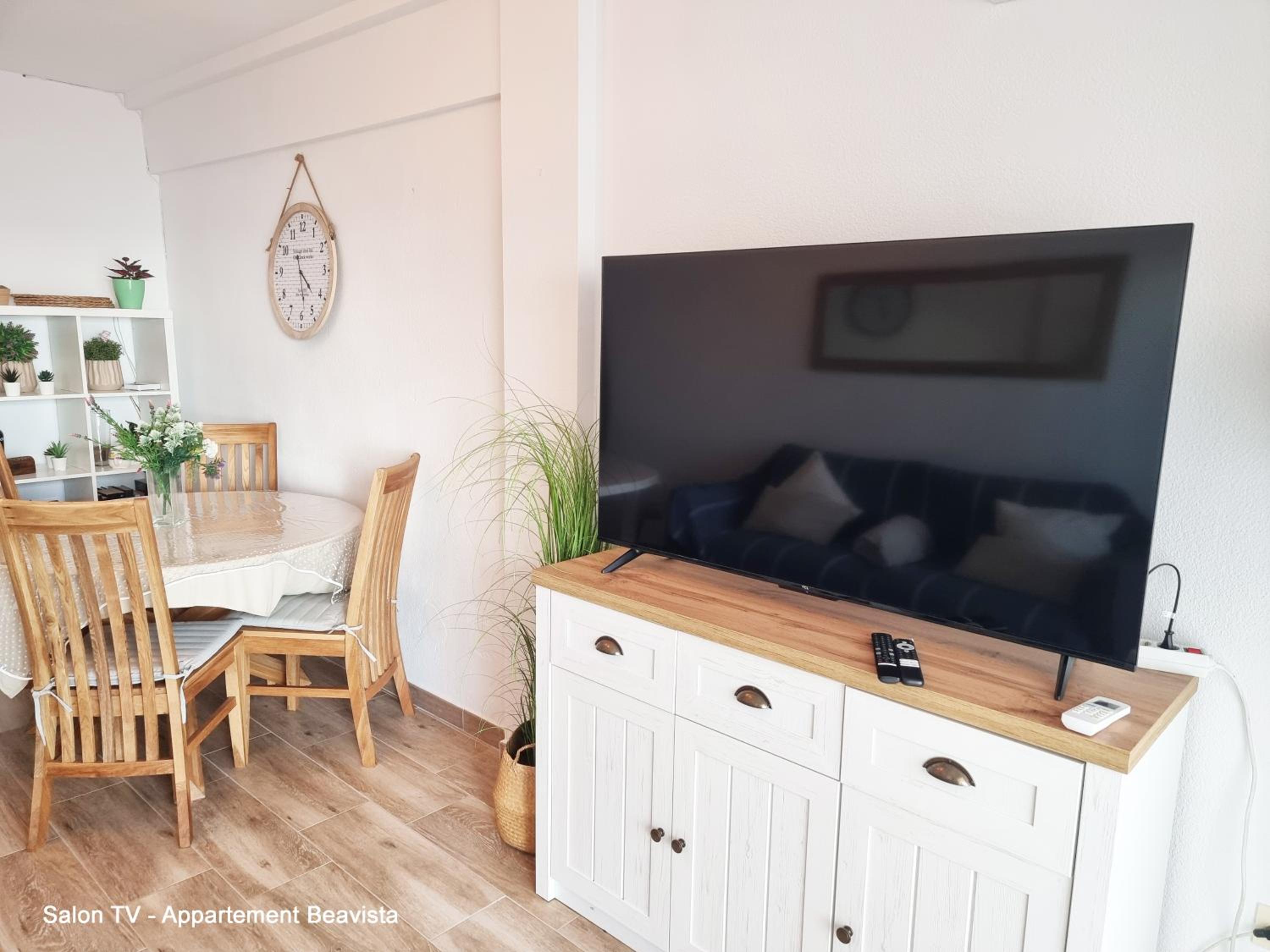 Apartment with Sea View photo 3