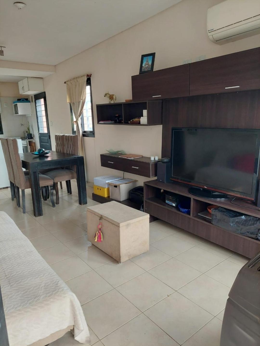 One-Bedroom House photo 1