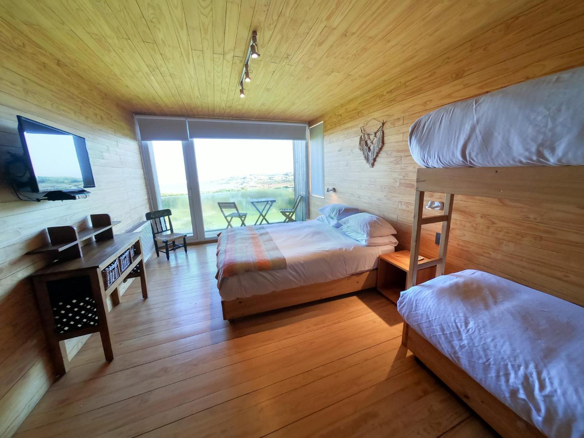 Superior Bungalow photo 2