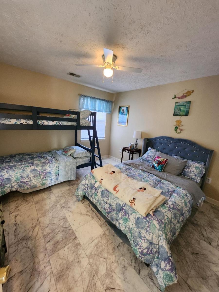 Two-Bedroom Apartment photo 1