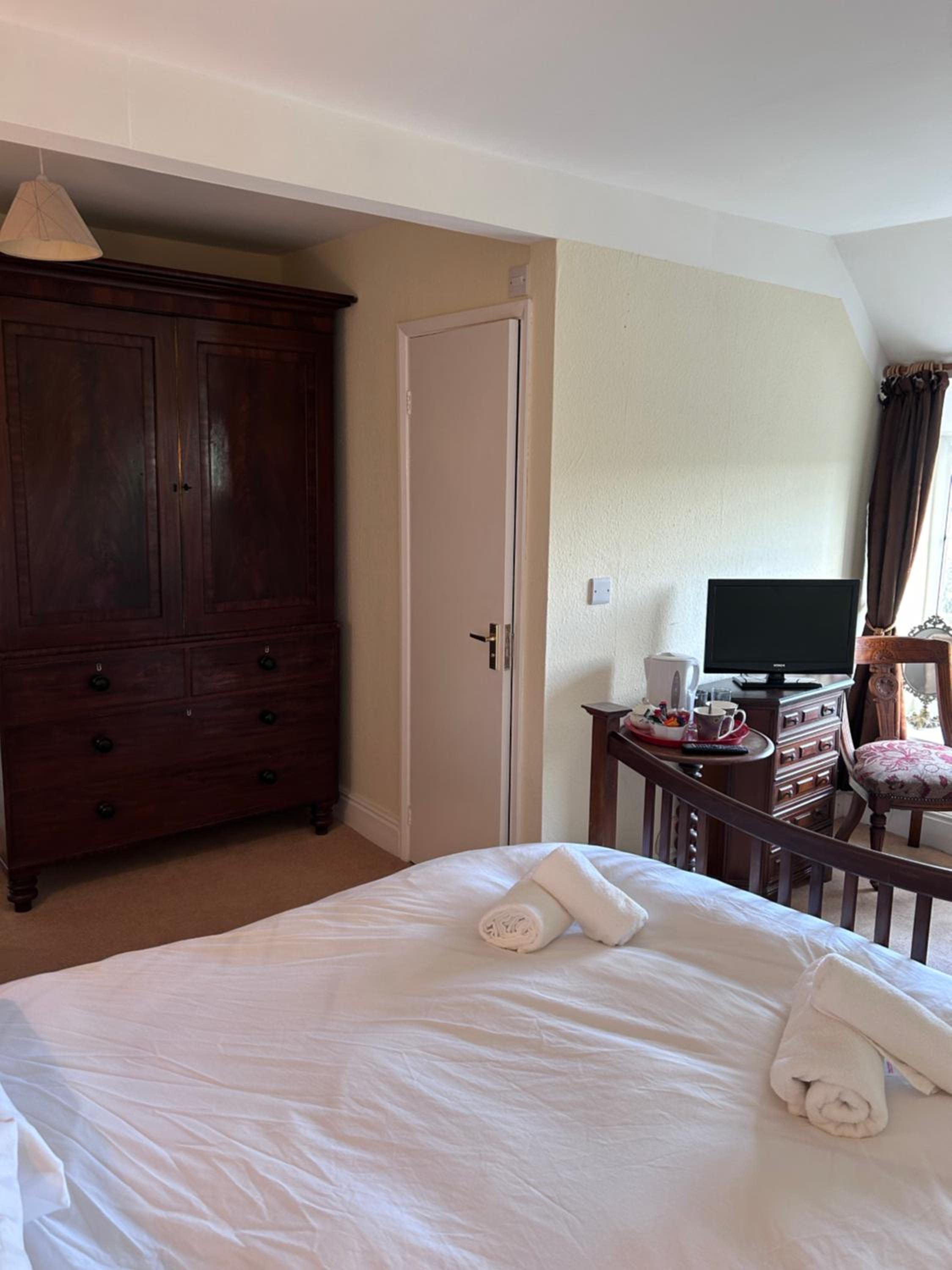 Double Room with Private Bathroom photo 2