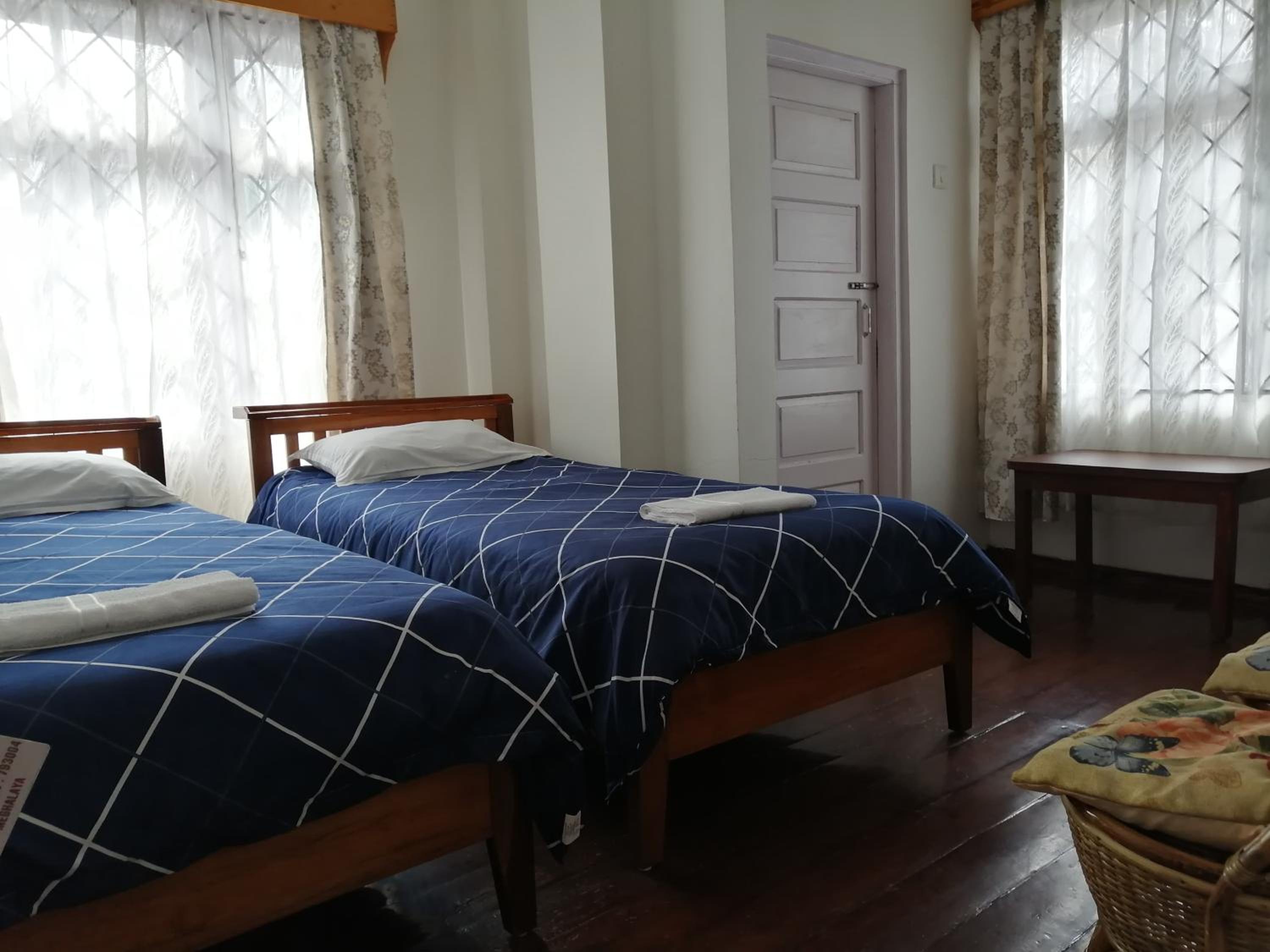 Deluxe Double or Twin Room - Photo 2