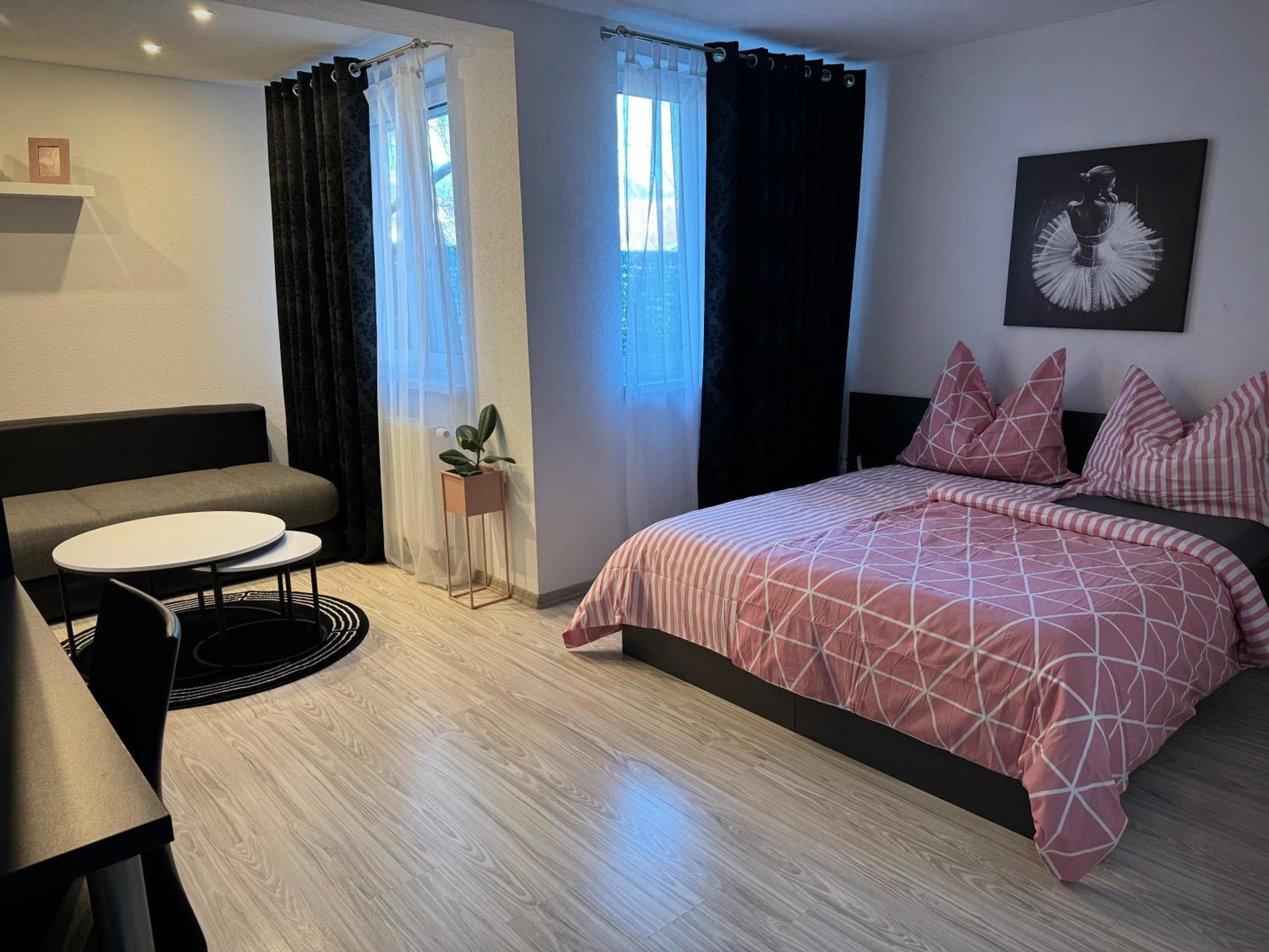 Deluxe Double or Twin Room - Photo 8