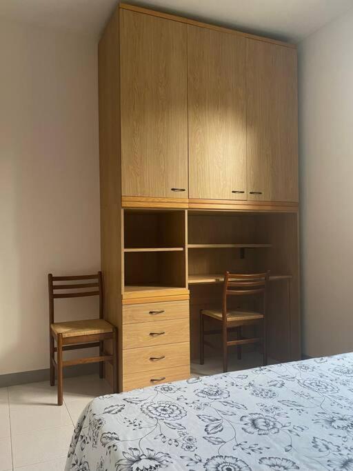 One-Bedroom Apartment photo 3