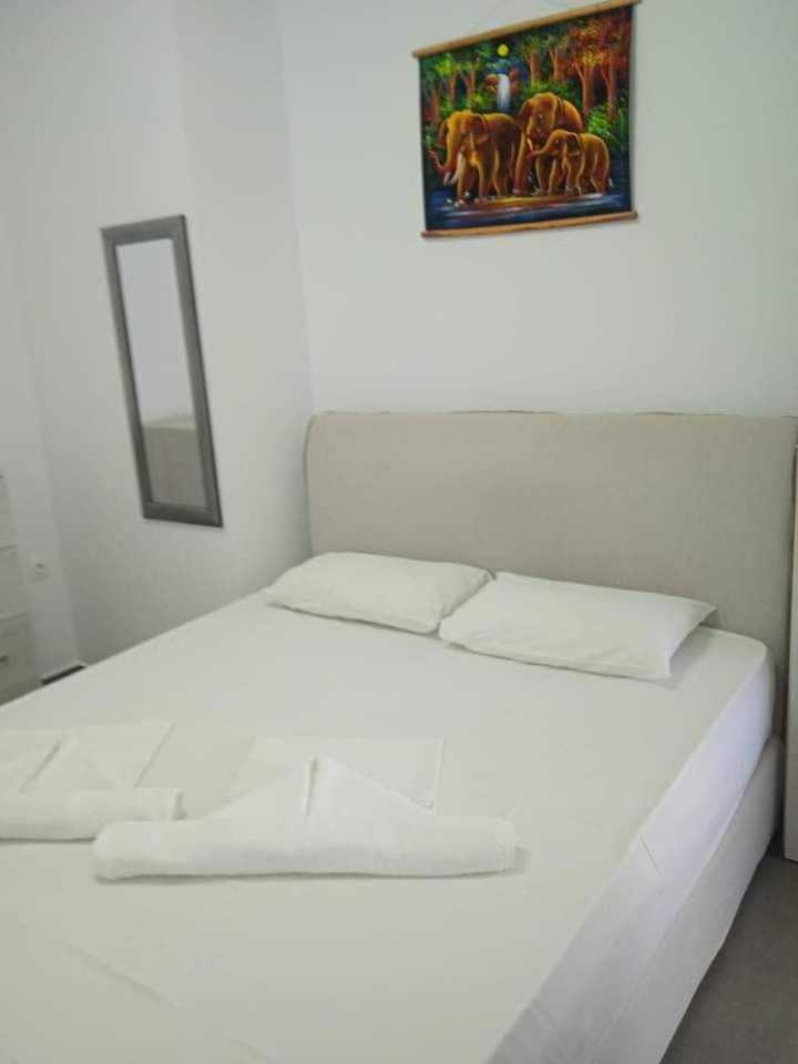 Apartment with Sea View photo 2