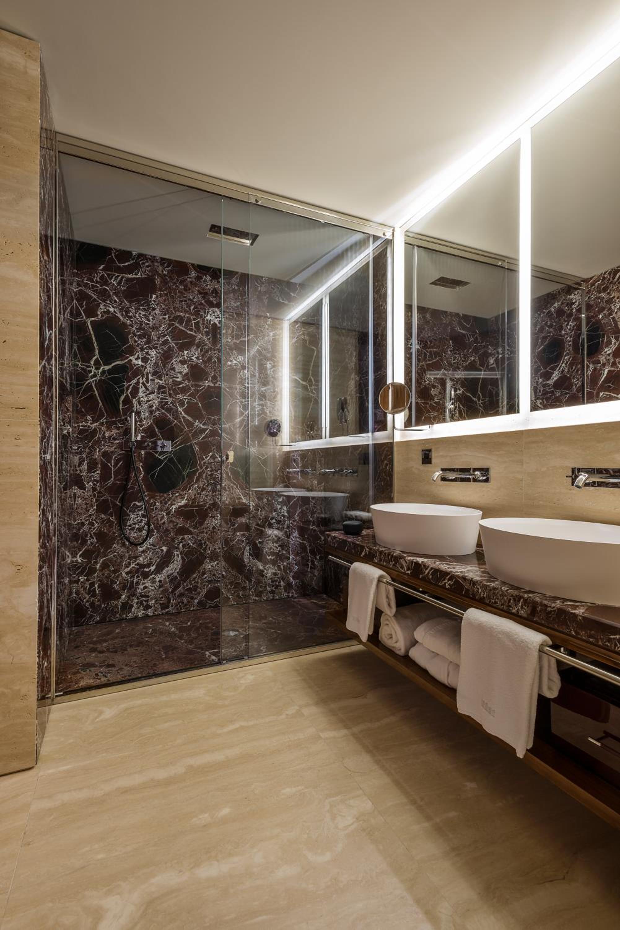 Palazzo Queen Suite 2 photo 2