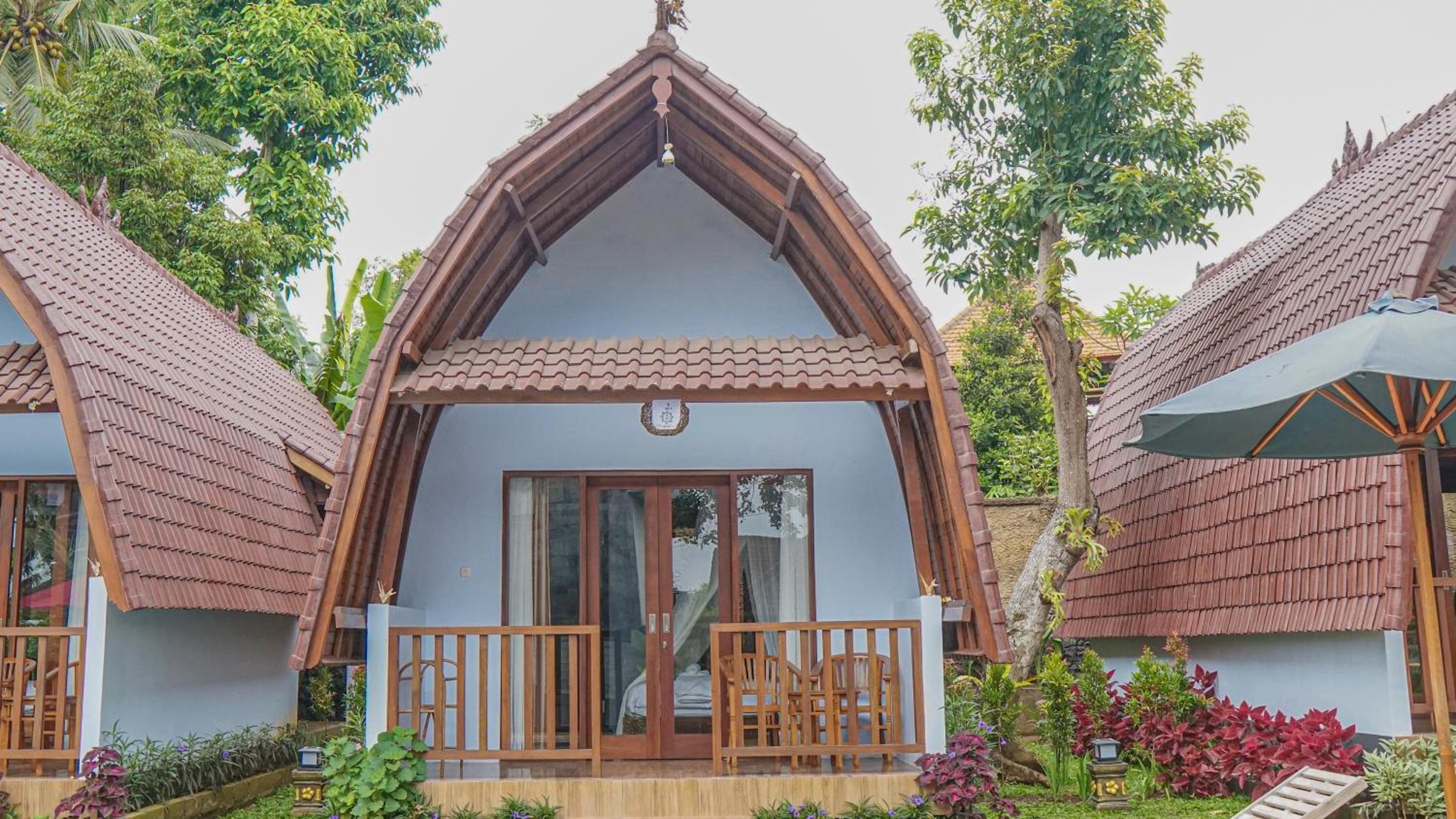 Double Room with Pool View - Photo 9