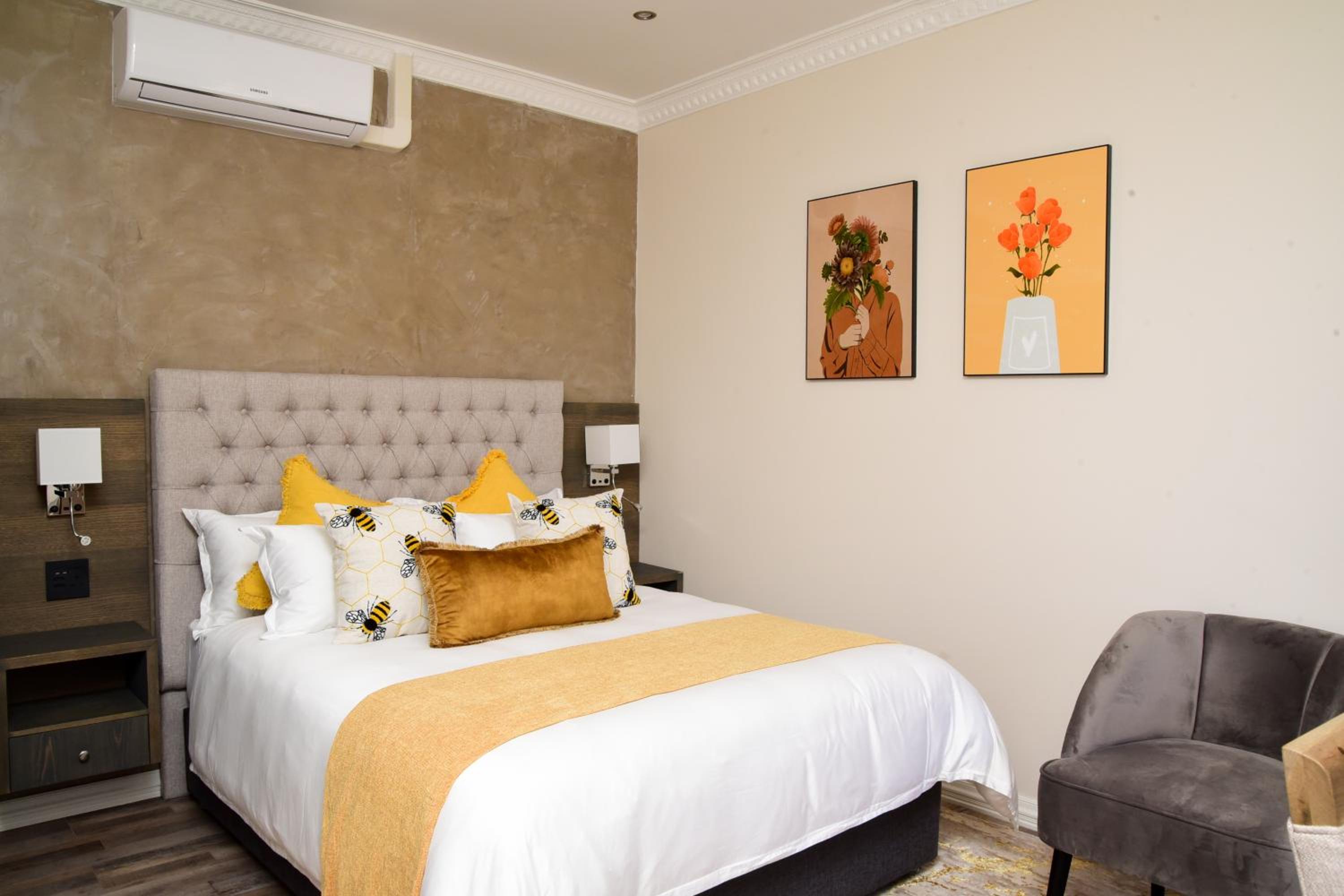 Standard Suite photo 1