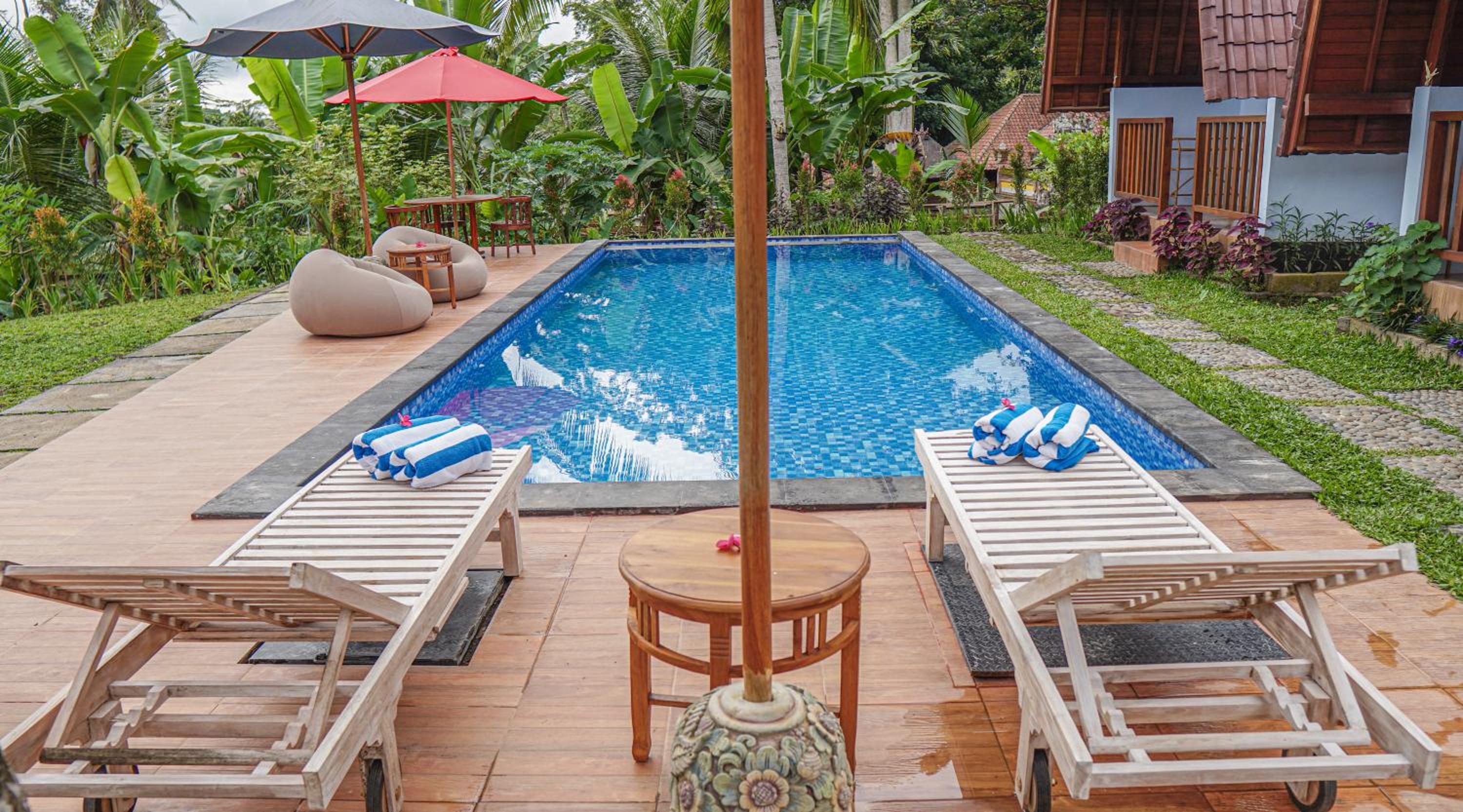 Double Room with Pool View - Photo 6
