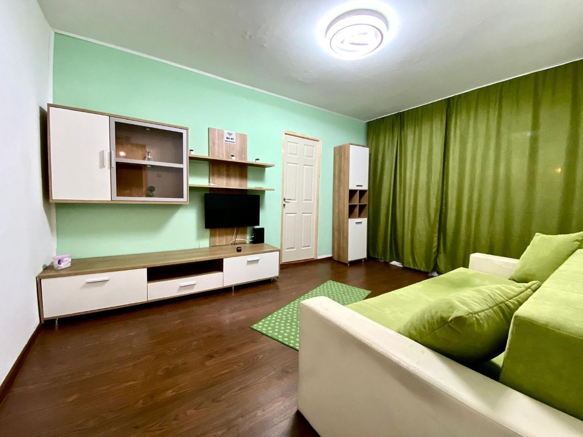 One-Bedroom Apartment photo 1