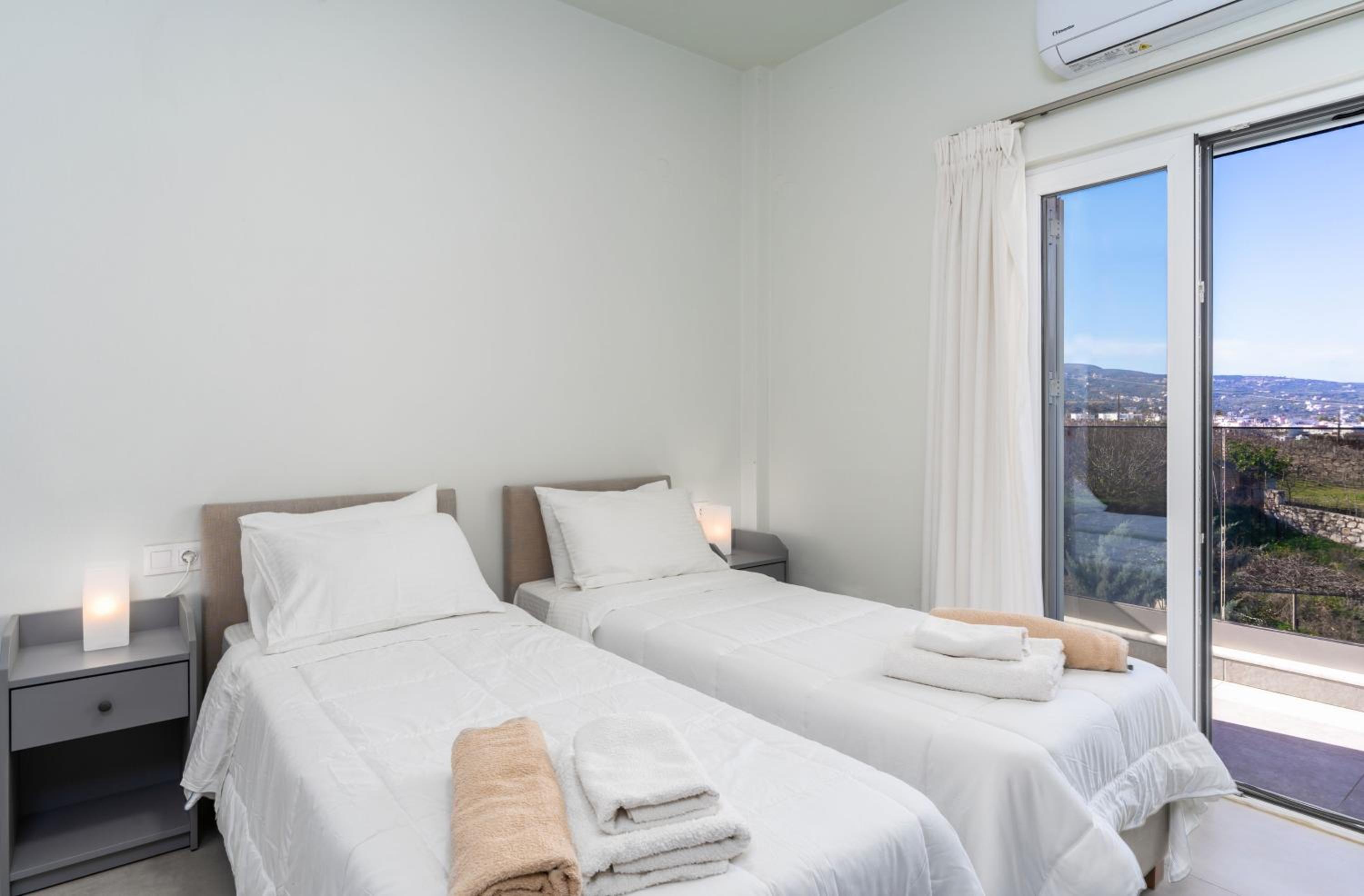 Two-Bedroom Villa photo 2