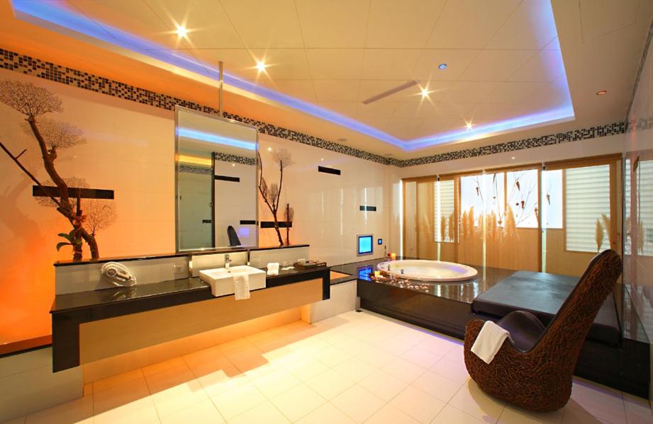 King Suite photo 3