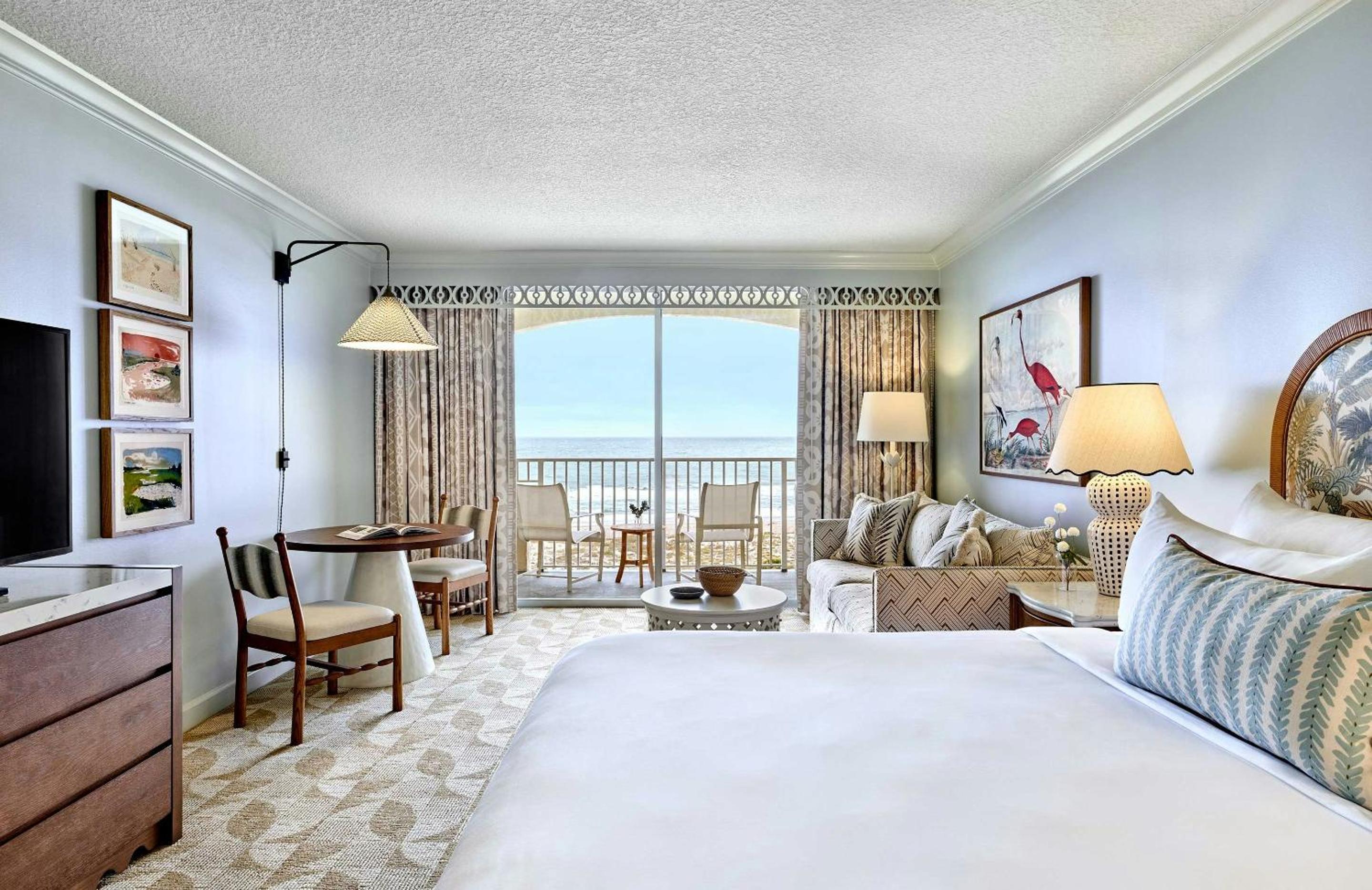 Fire Table Terrace Oceanfront Room 1 King Bed