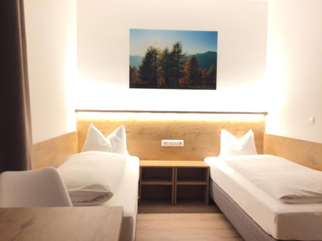 Economy Double or Twin Room - Photo 1