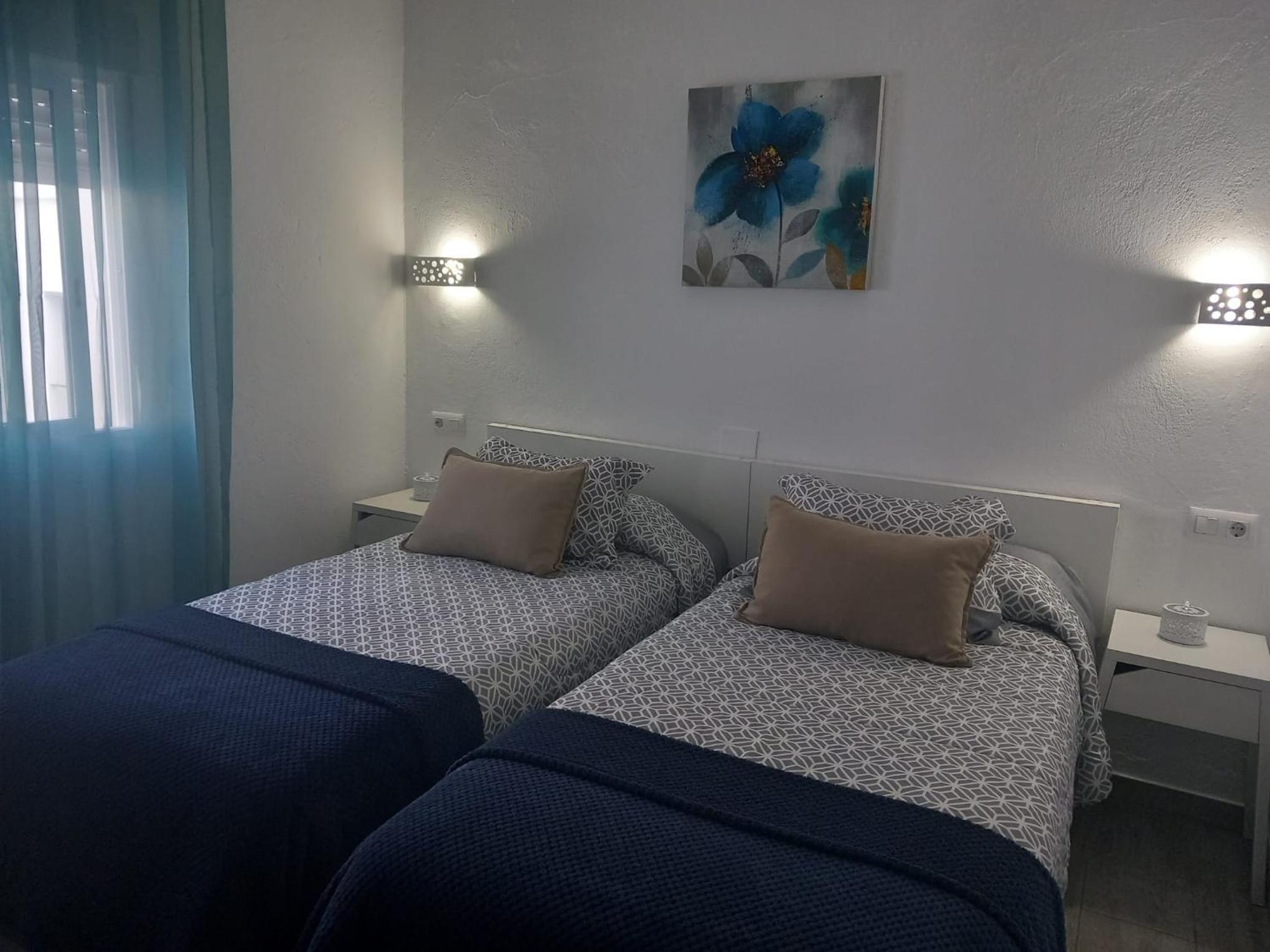 One-Bedroom Apartment - Photo 37