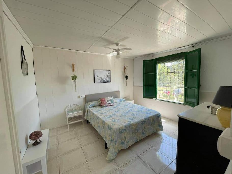 Casa de tres habitaciones