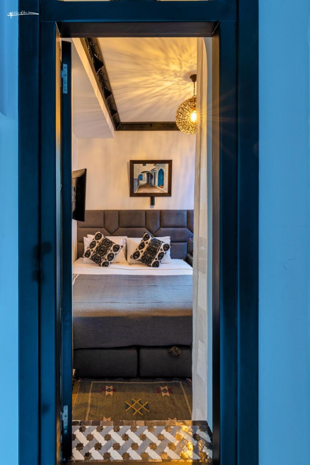 Standard Double or Twin Room - Photo 13