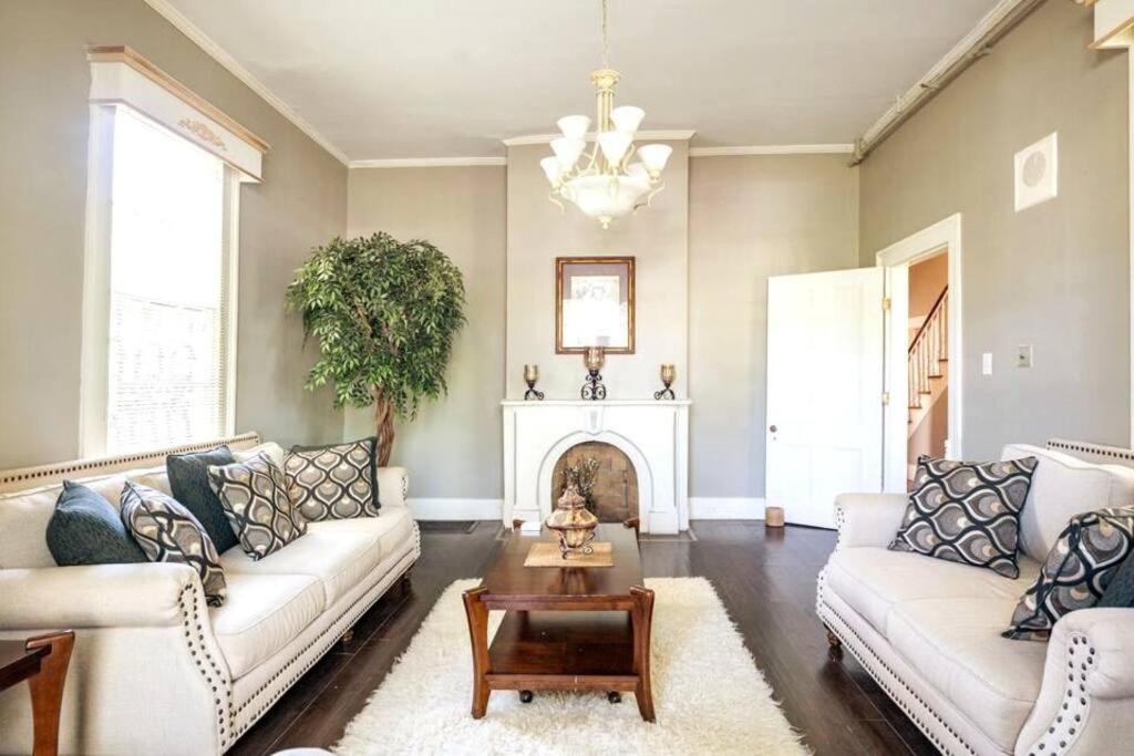Apartment photo 1