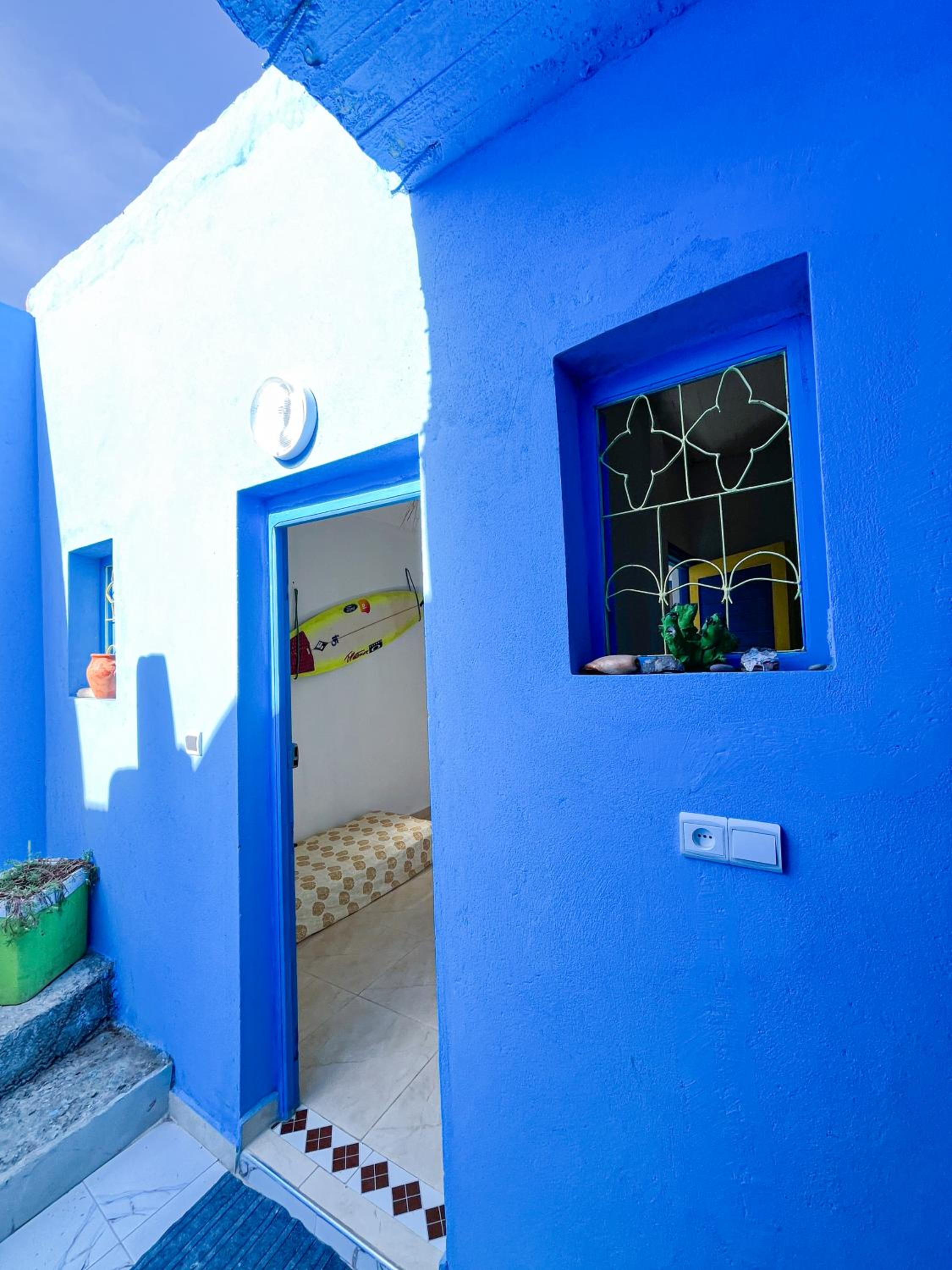 Standard Twin Room with Shared Bathroom photo 3