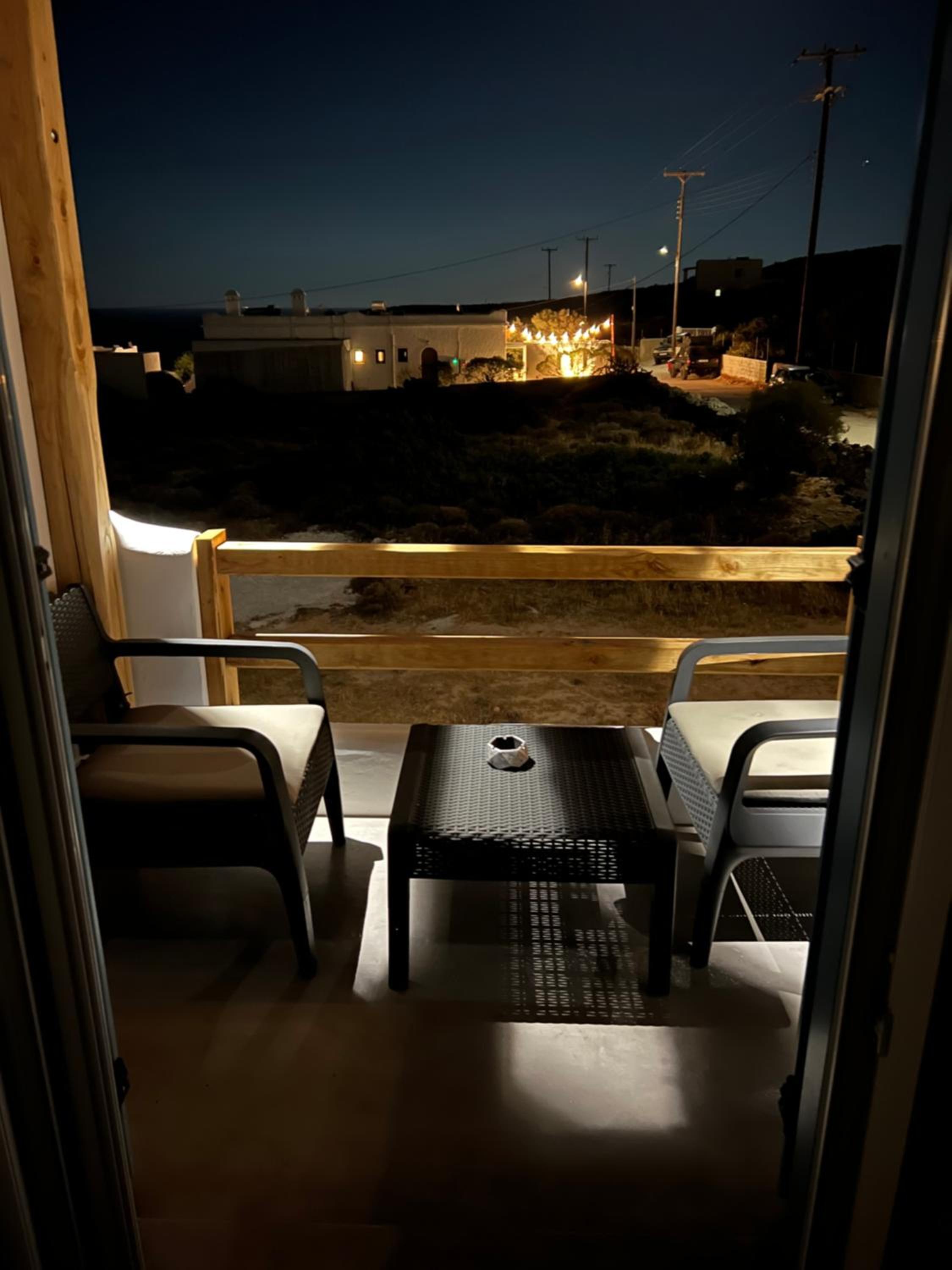 Double Room with Balcony - Photo 25