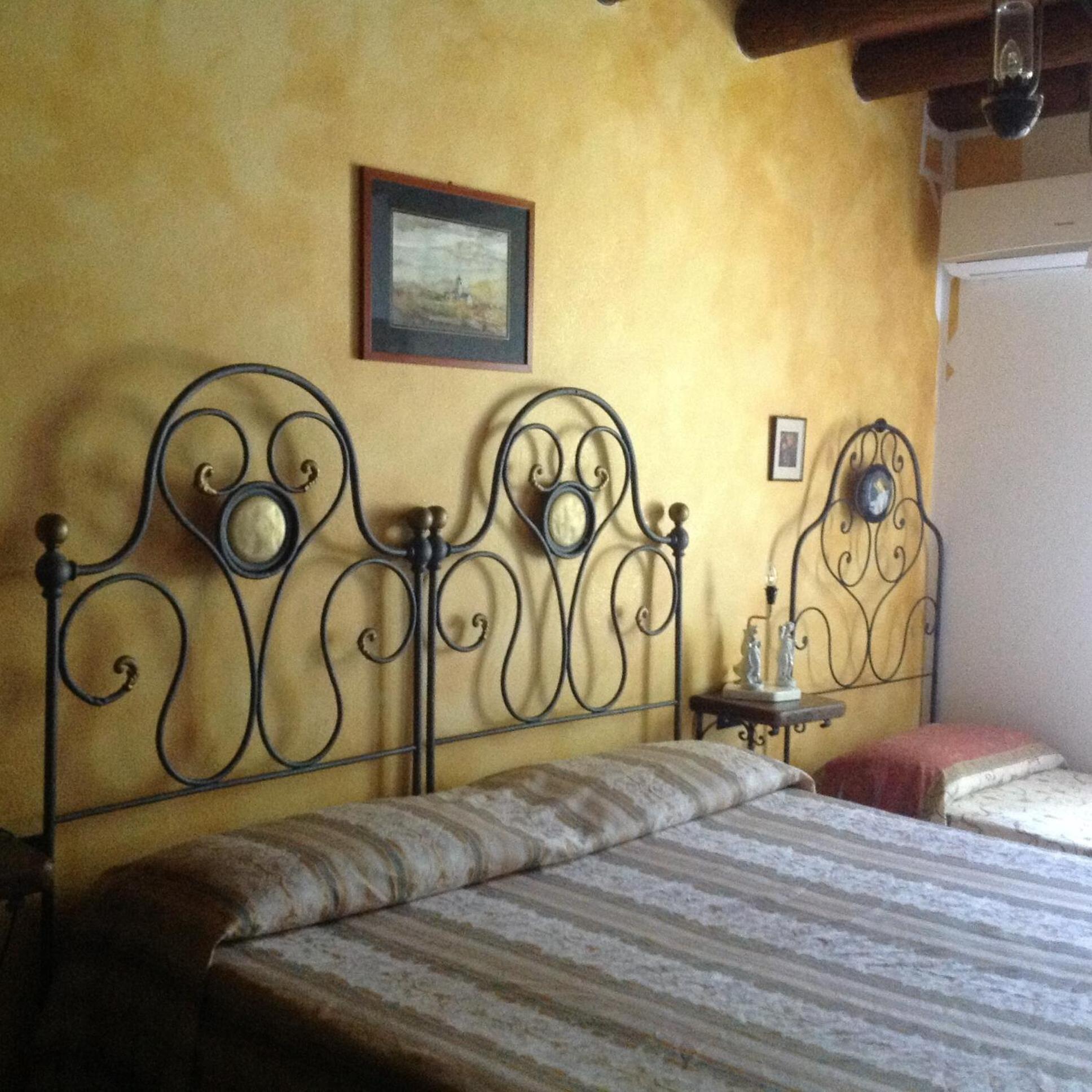 Comfort Triple Room with Shower photo 1