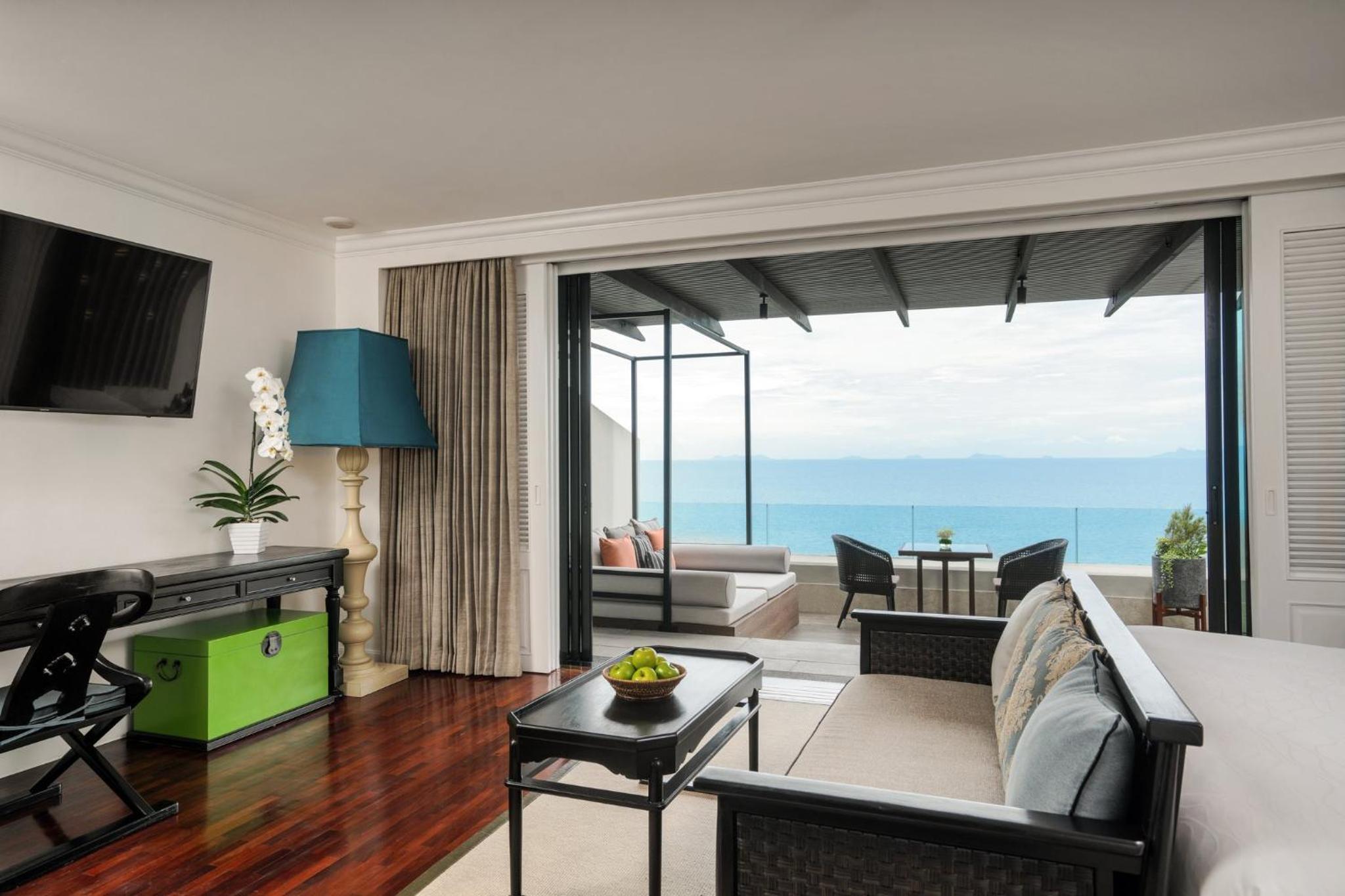 Classic King Room with Ocean View - Photo 4